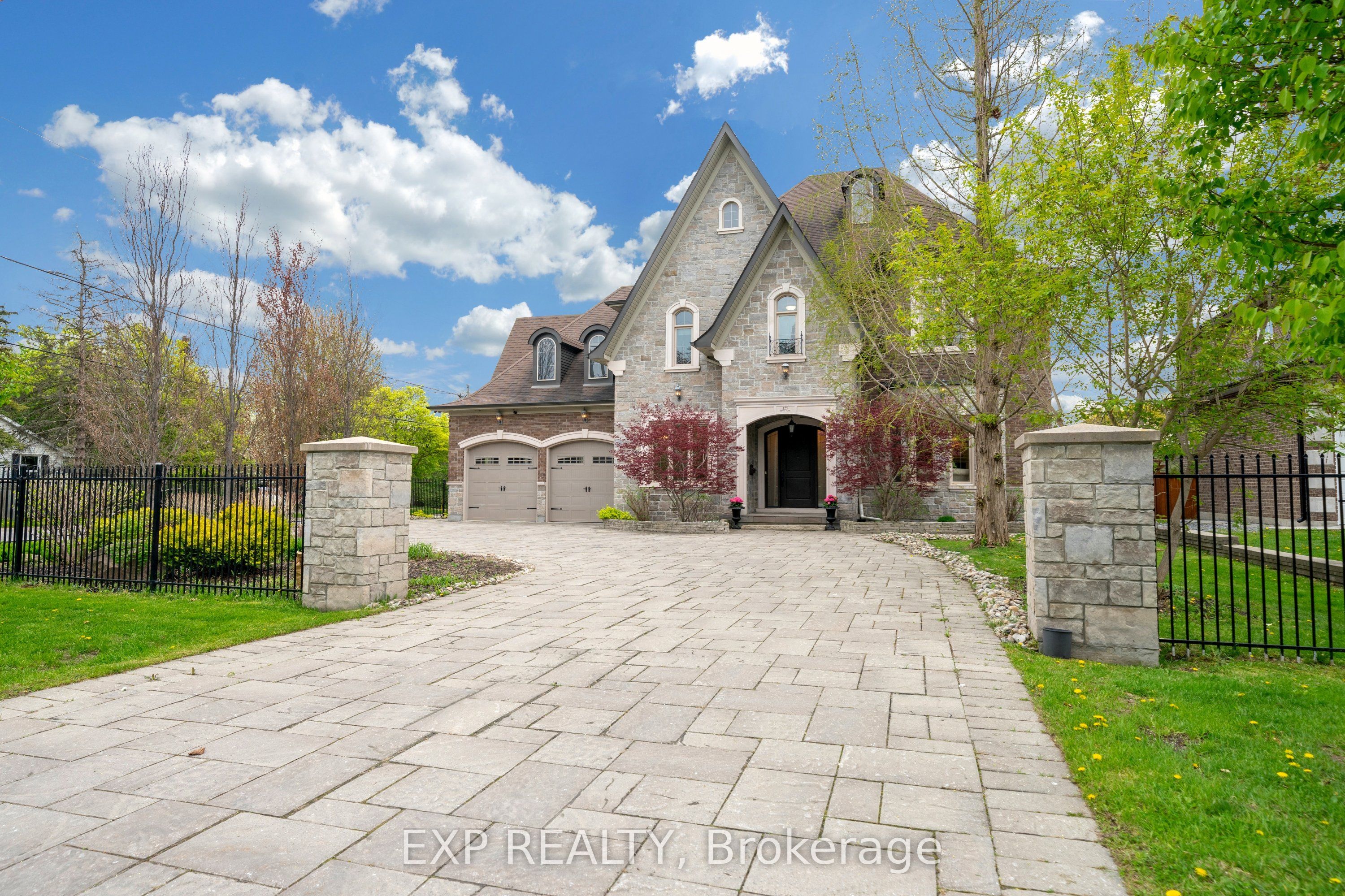 127 May Avenue