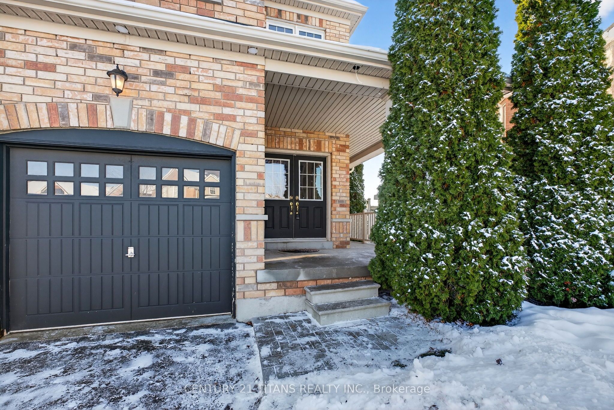 1214 Harlstone Crescent