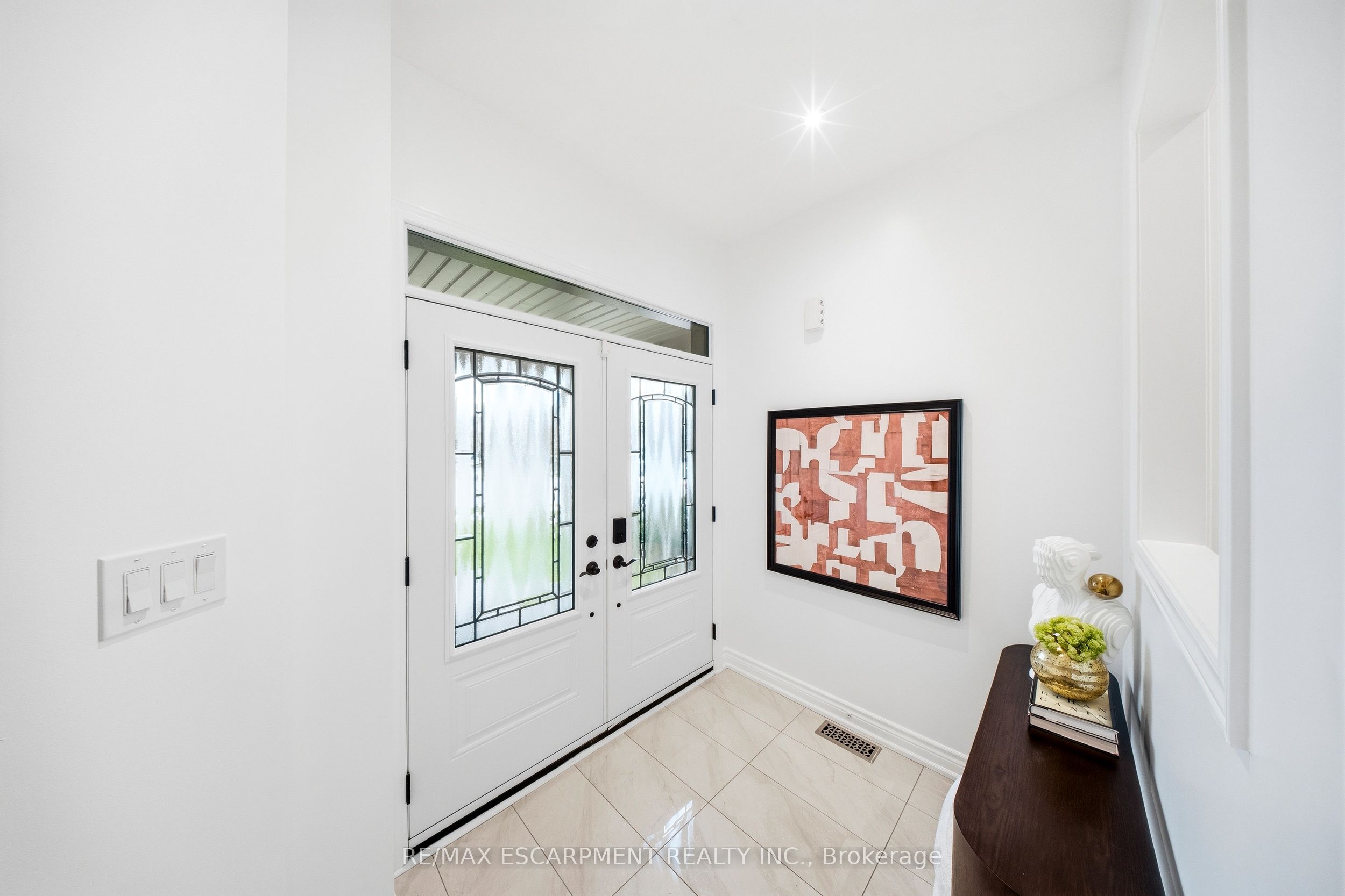 3812 Lacman Trail