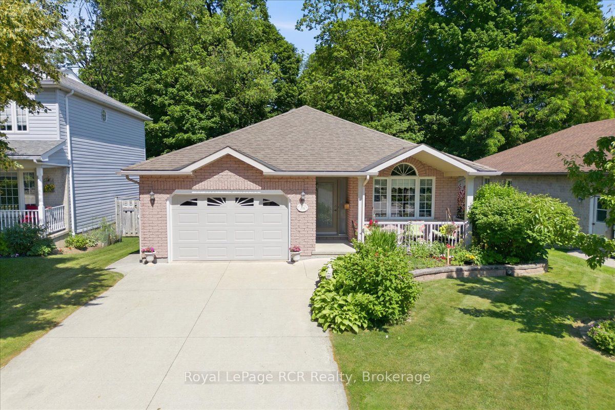 255 2nd Avenue W