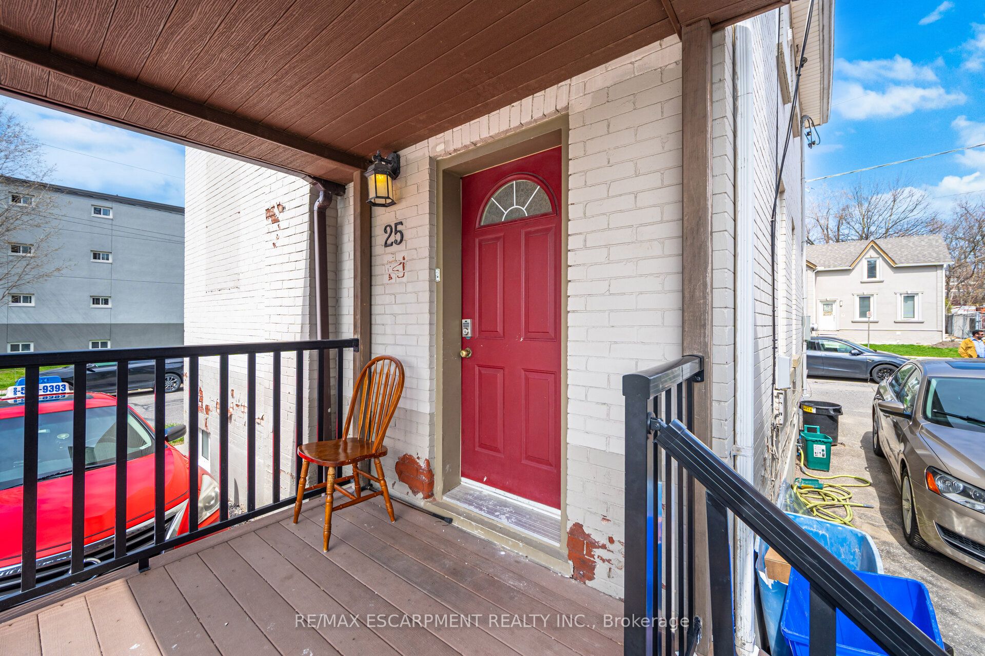 25 Colborne Street W