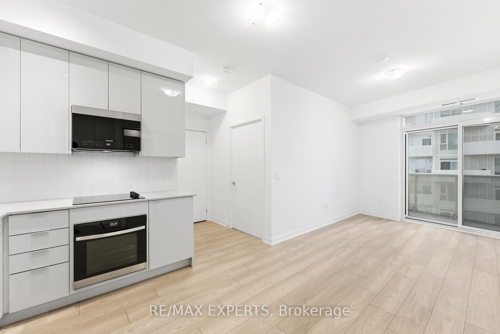 474 Caldari Road 1101