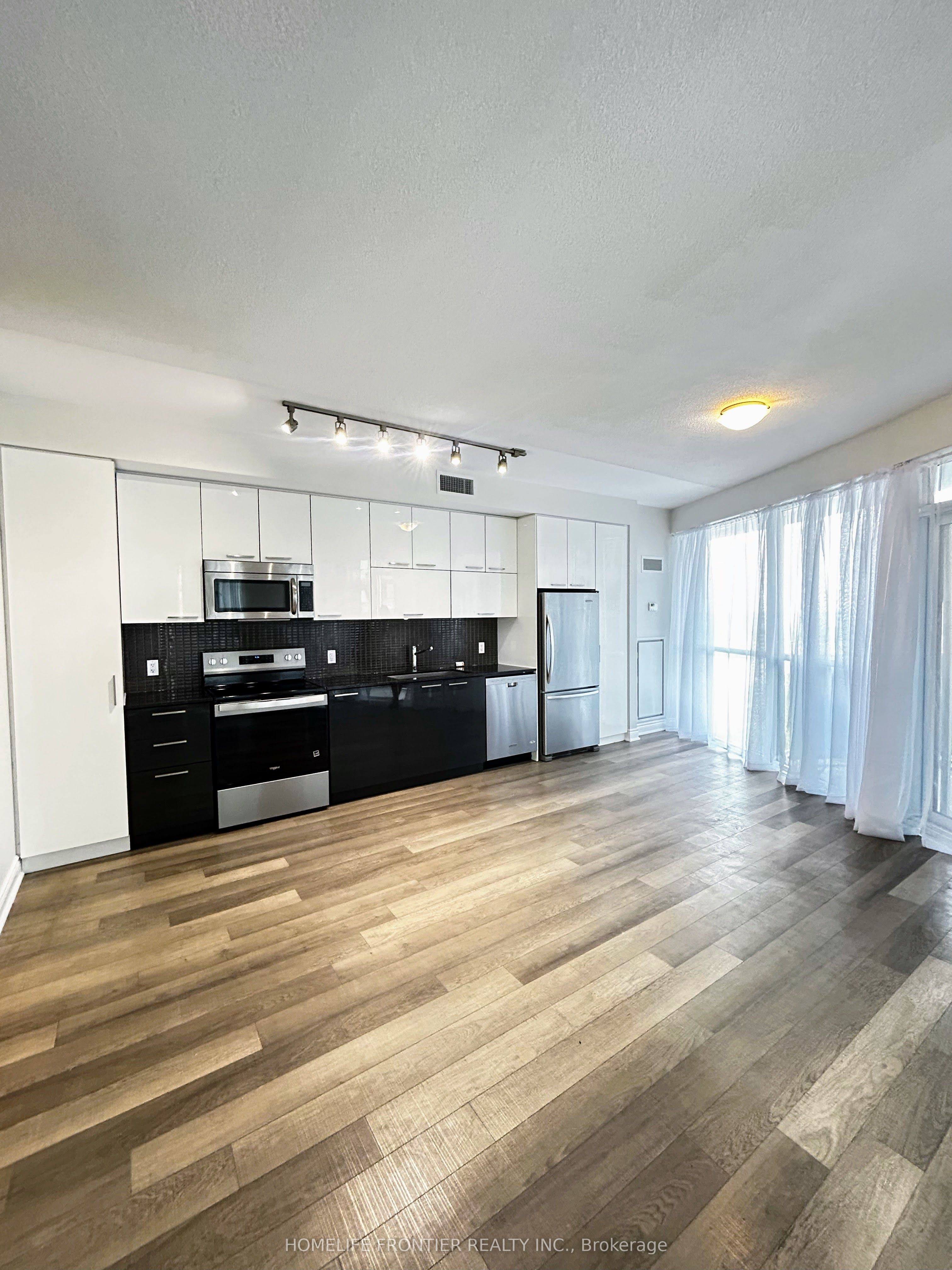 80 Marine Parade Drive SW 606