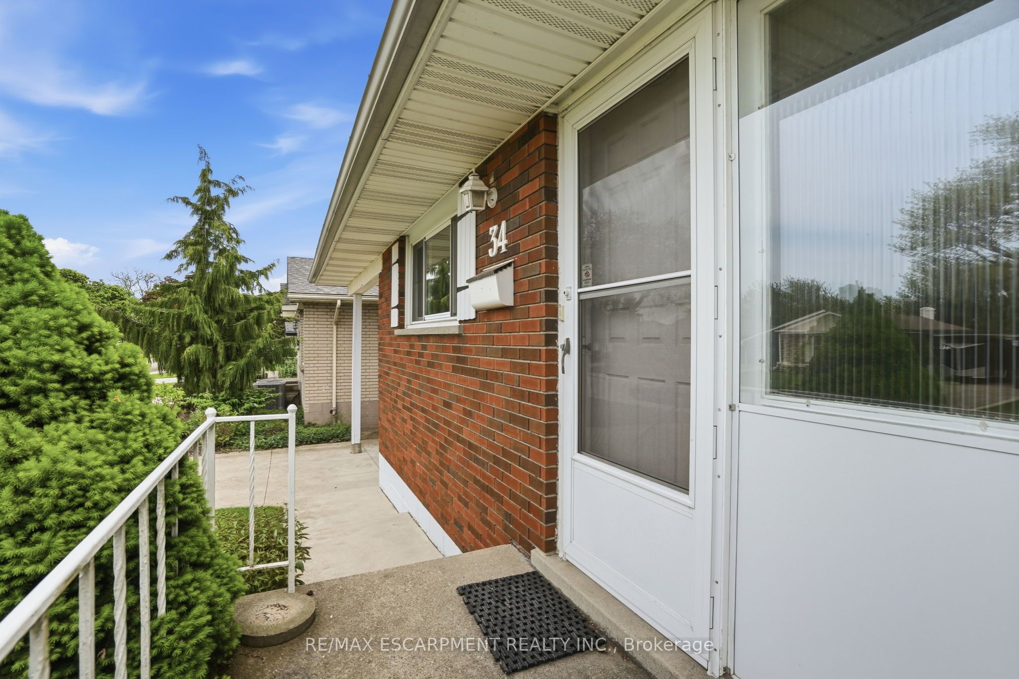 34 Beaconsfield Drive