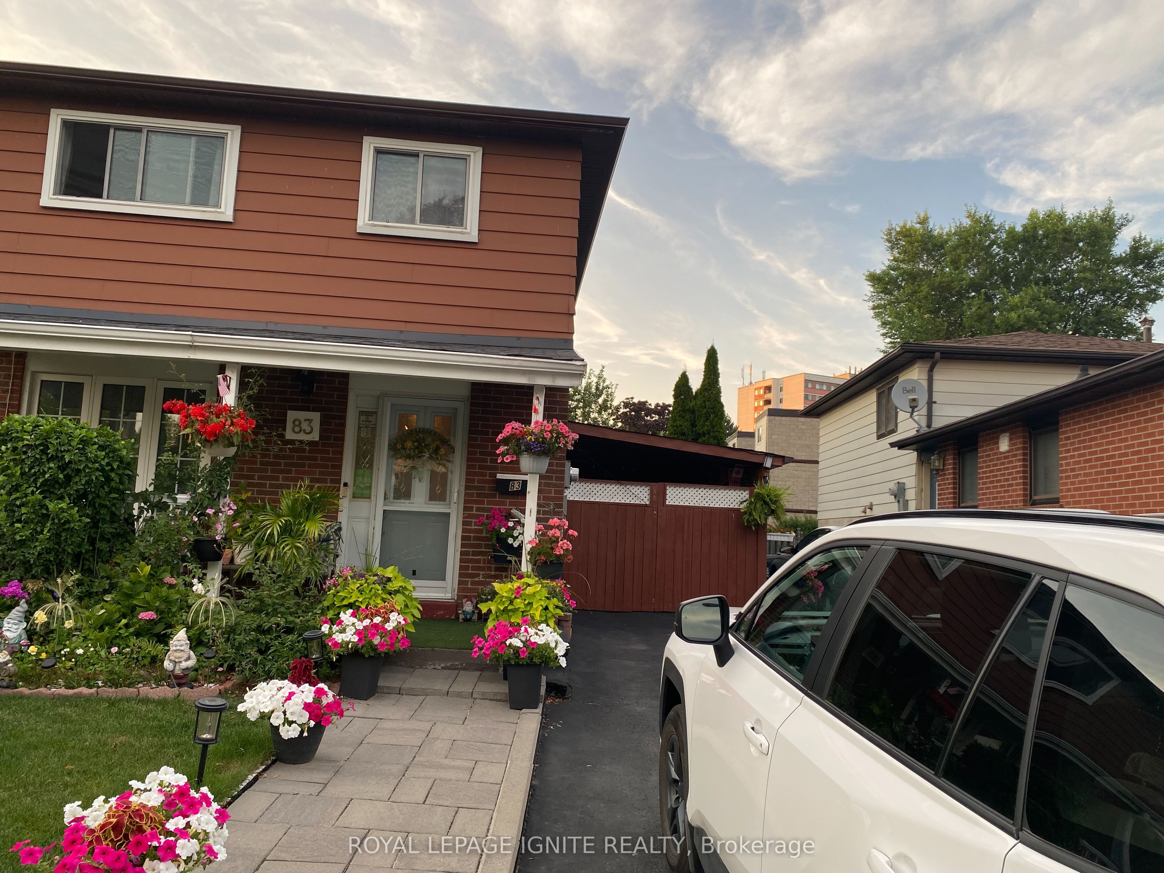 83 Coxworth Crescent