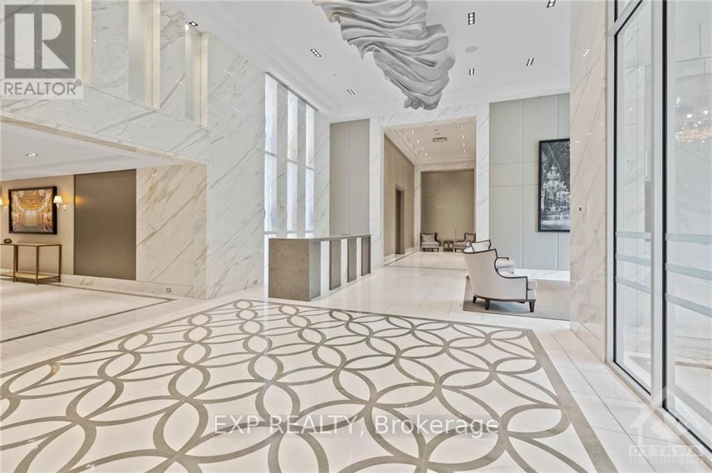 111 Champagne Avenue S 1107