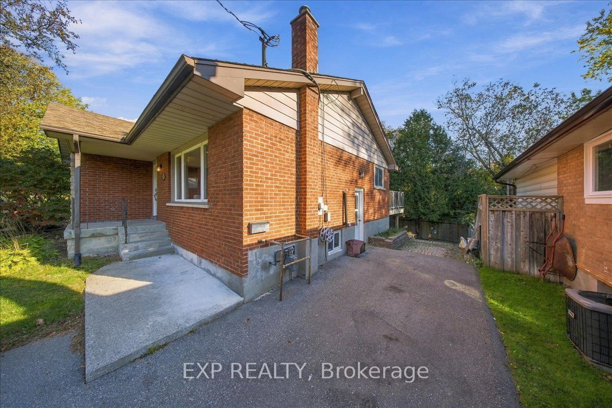 523 Brentwood Avenue