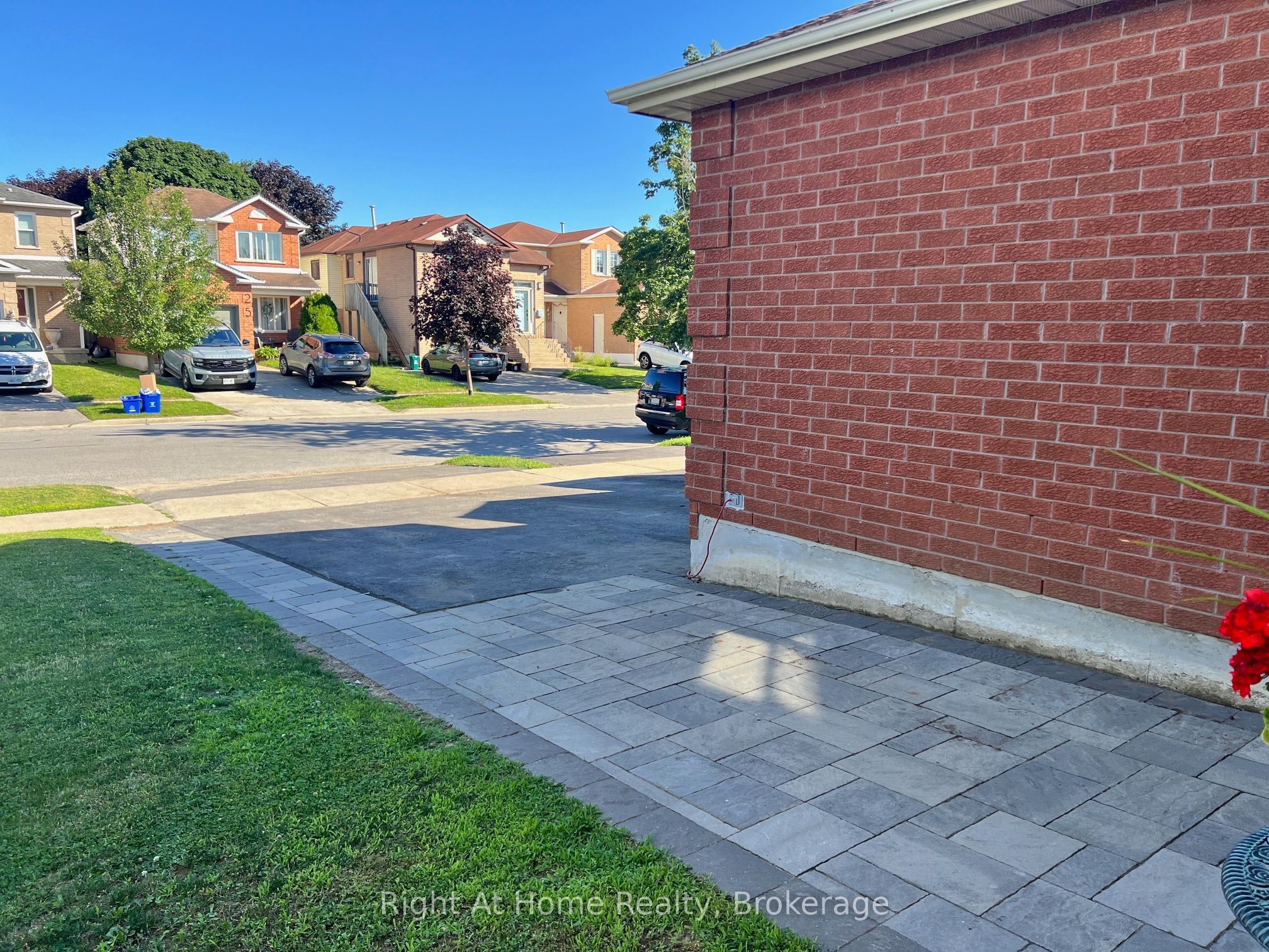 26 Moyse Drive