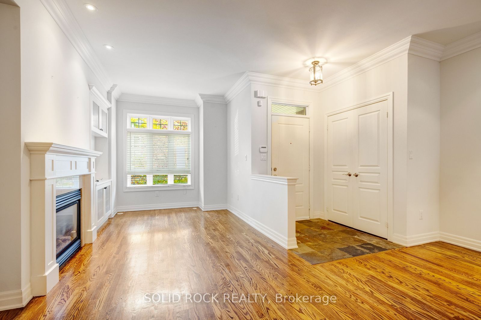 13 Compass Way