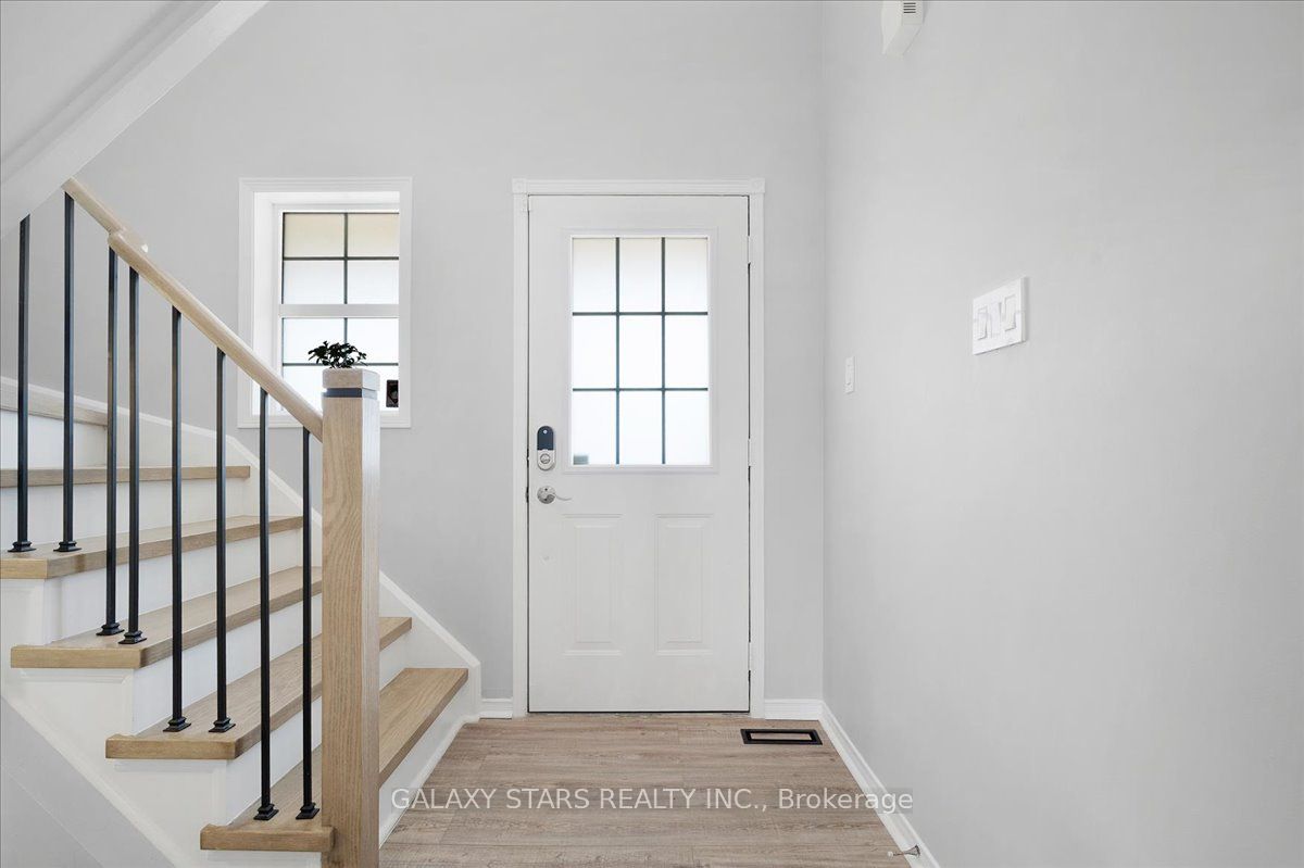 76 Vipond Road