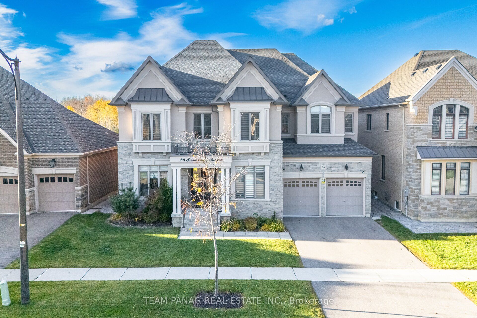 26 Snaresbrook Crescent