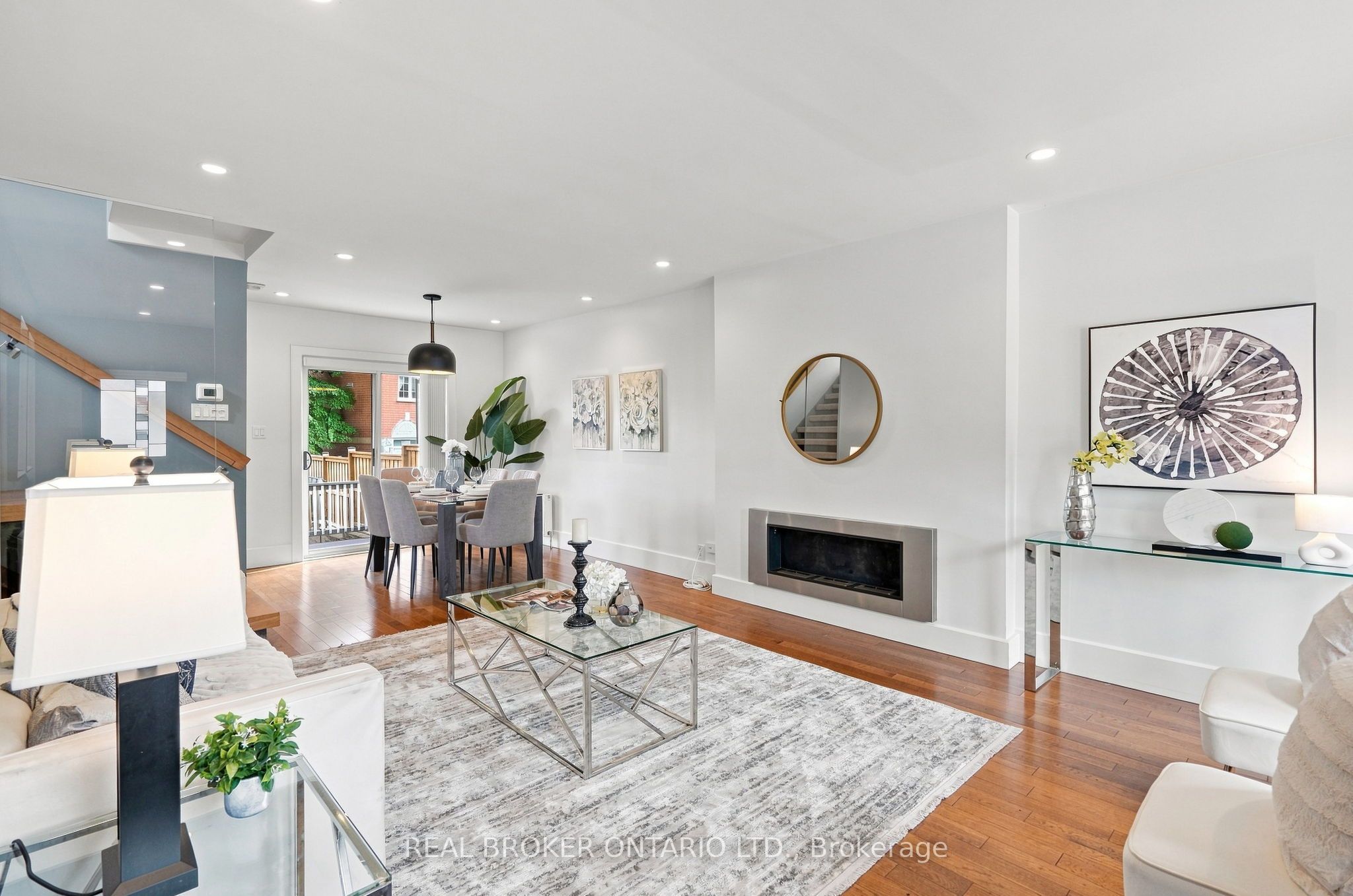 671 Scarlett Road