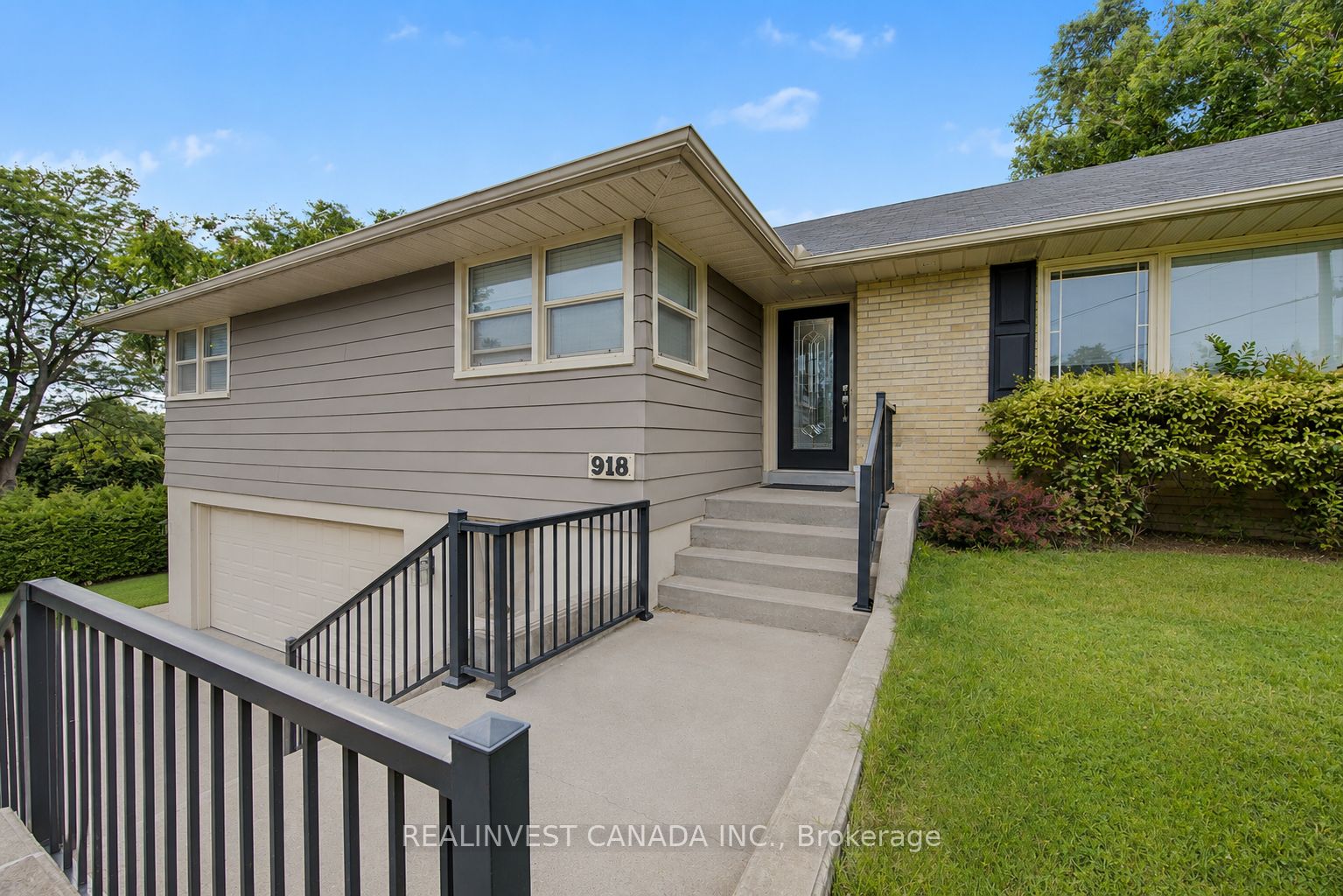 918 Pinecrest Road