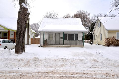 66 Fergus Street Kingston ON K7K 4L2