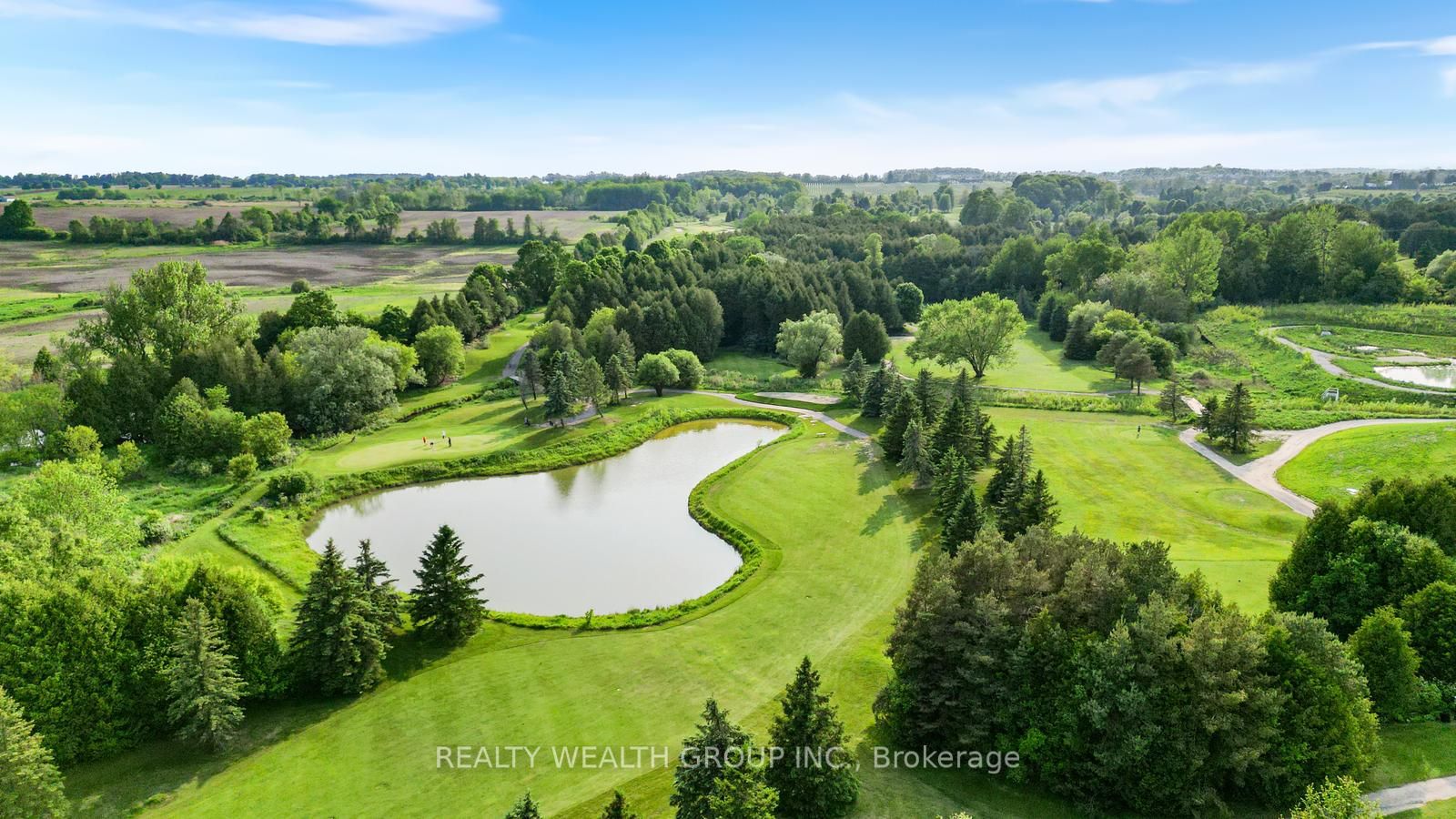 105 Franklin Crescent