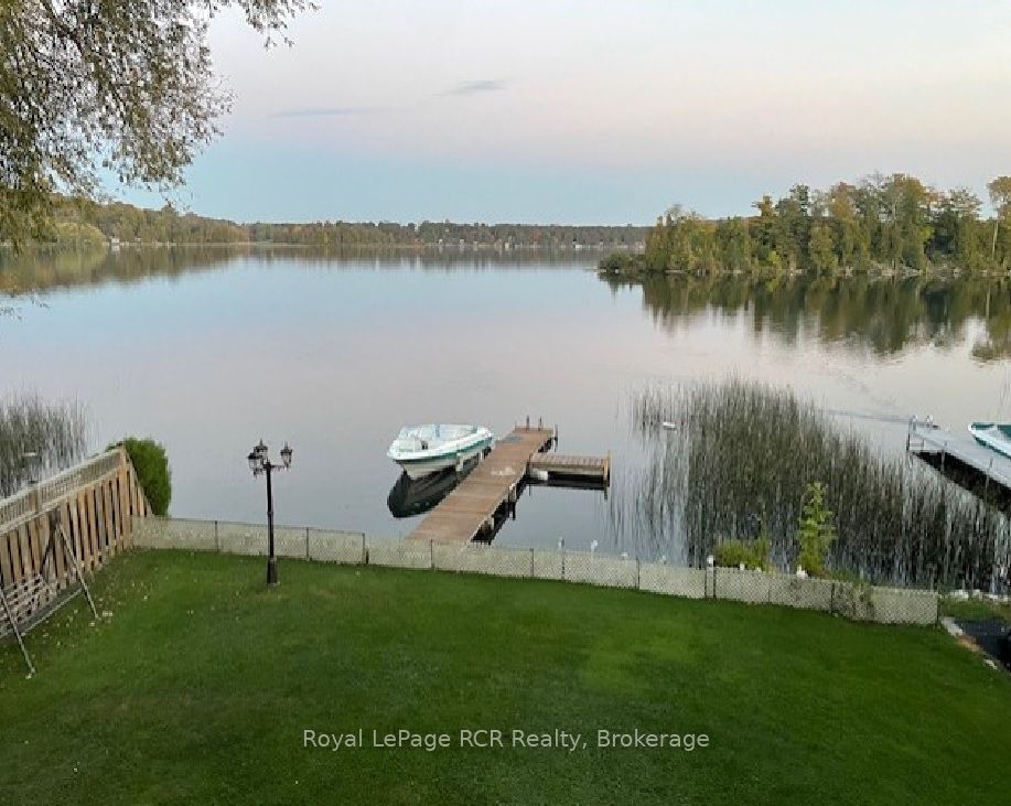 48 Island View Drive N