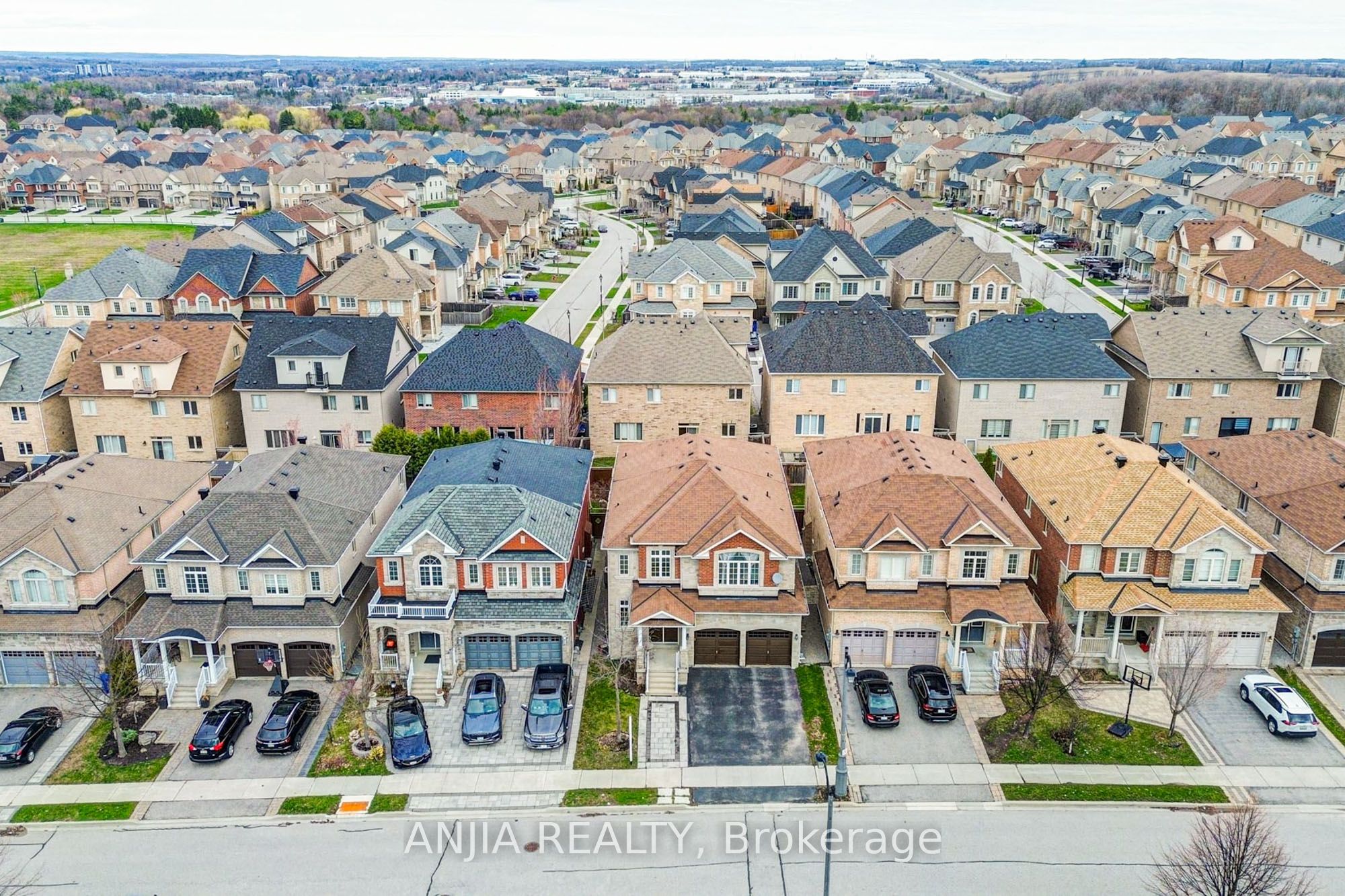 1165 Blencowe Crescent