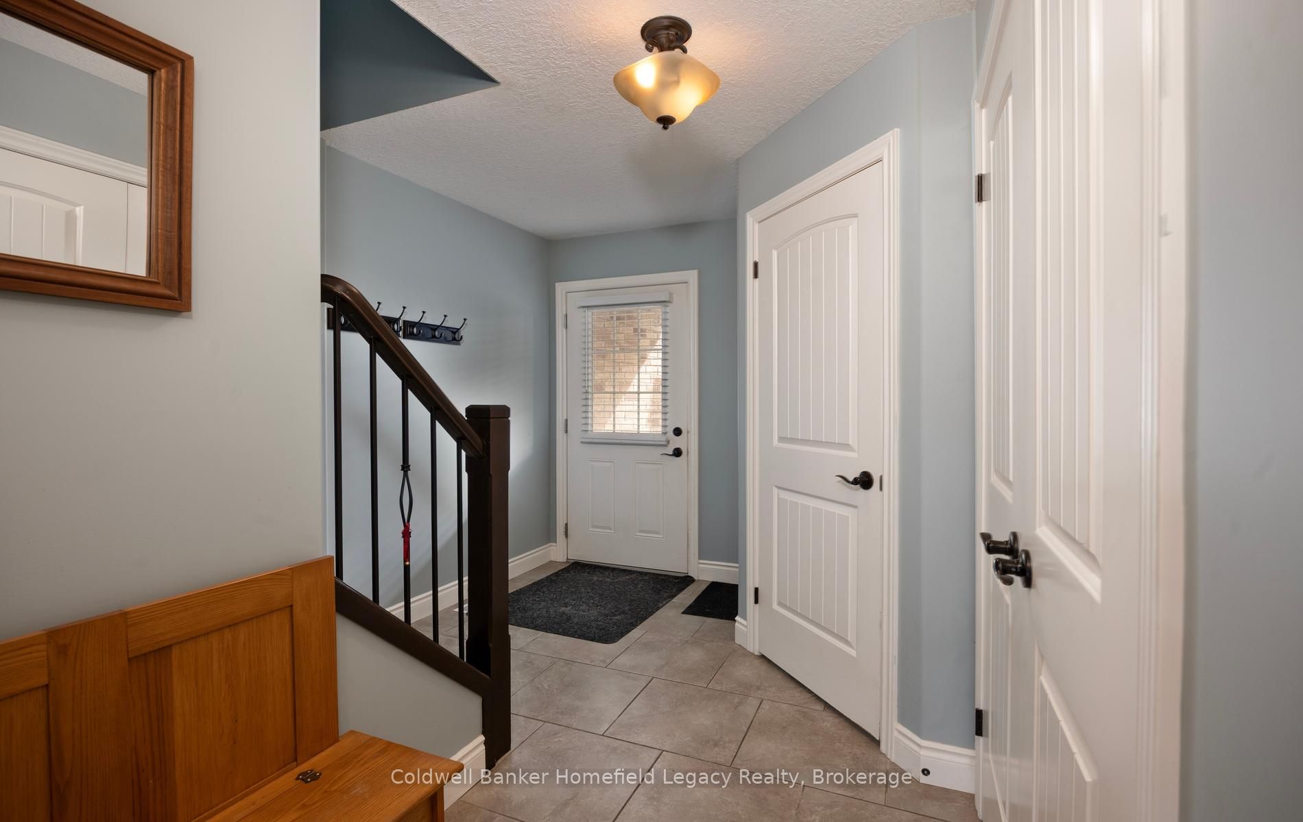 66 Edison Street N