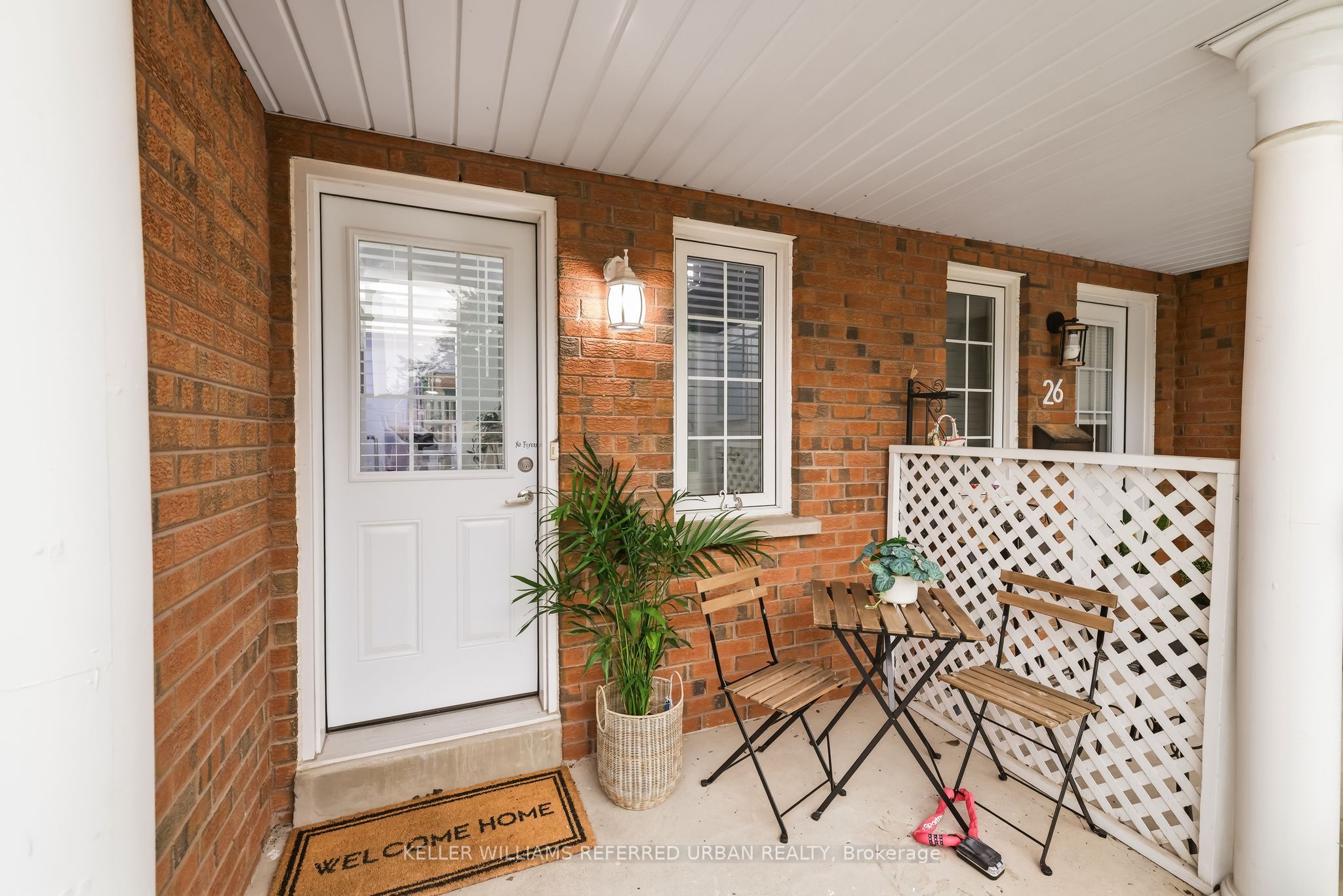 10 Bassett Boulevard 25