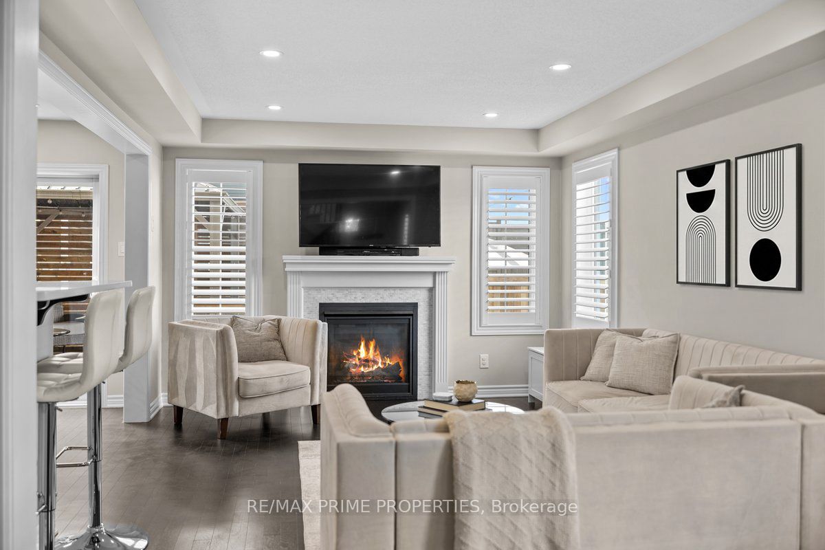 350 Sweetfern Crescent