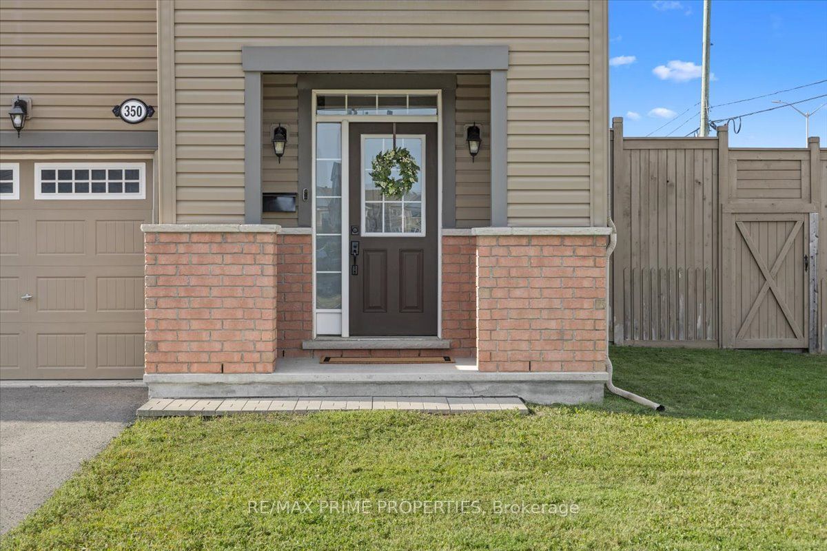350 Sweetfern Crescent