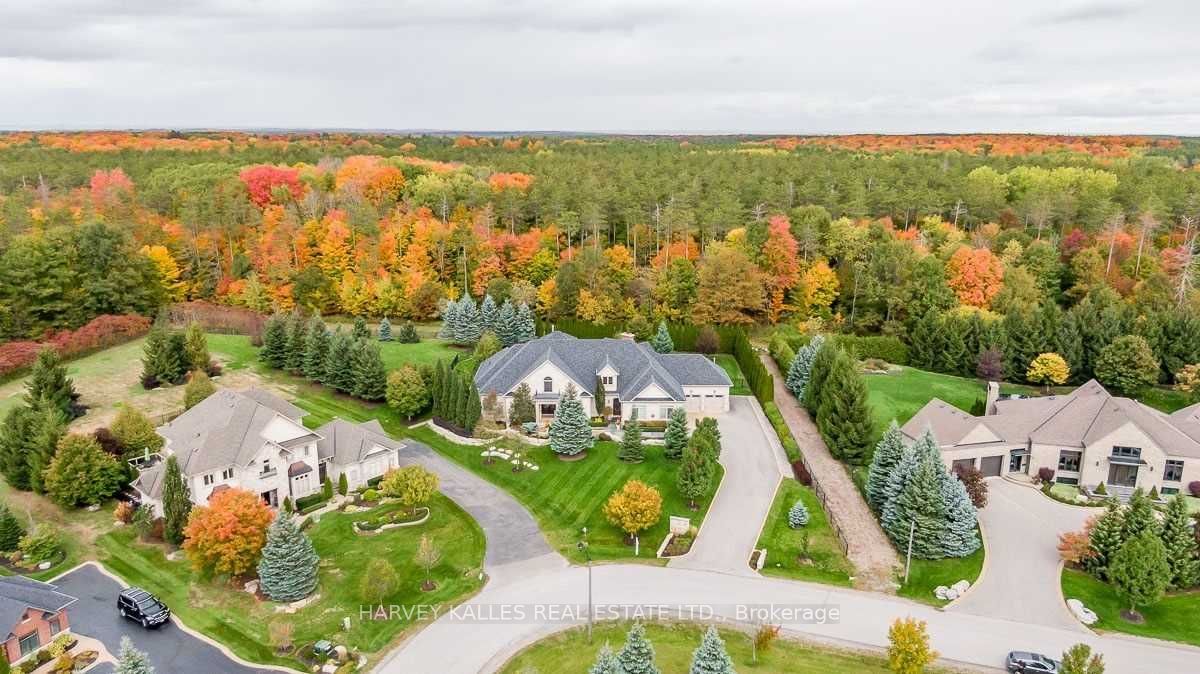 44 Grayfield Drive