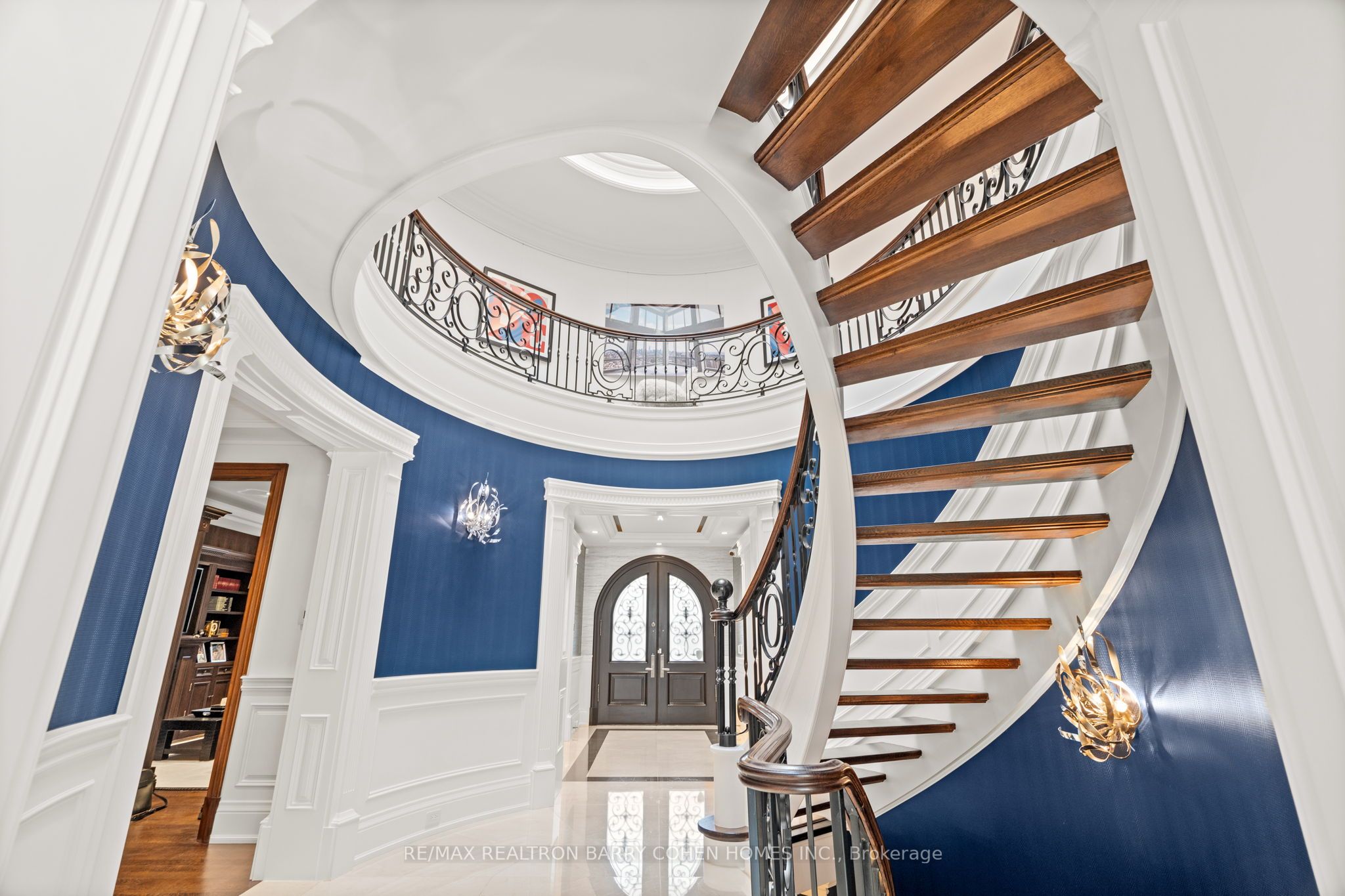 143 Highland Crescent
