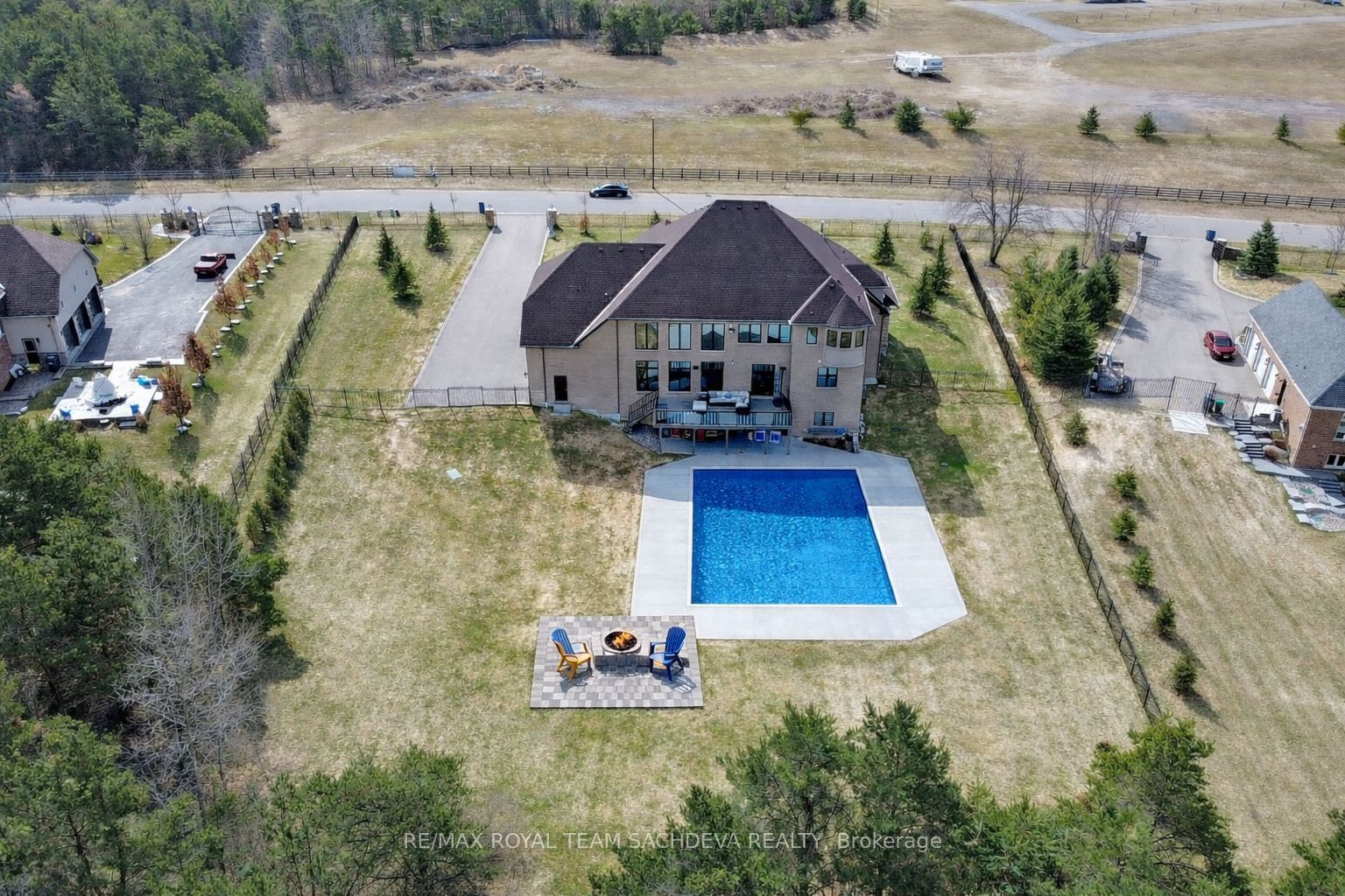 76 Buckstown Trail