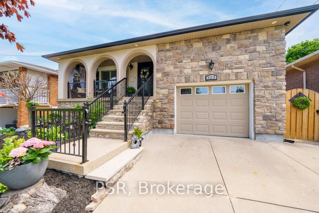 323 Queen Victoria Drive
