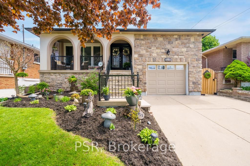 323 Queen Victoria Drive
