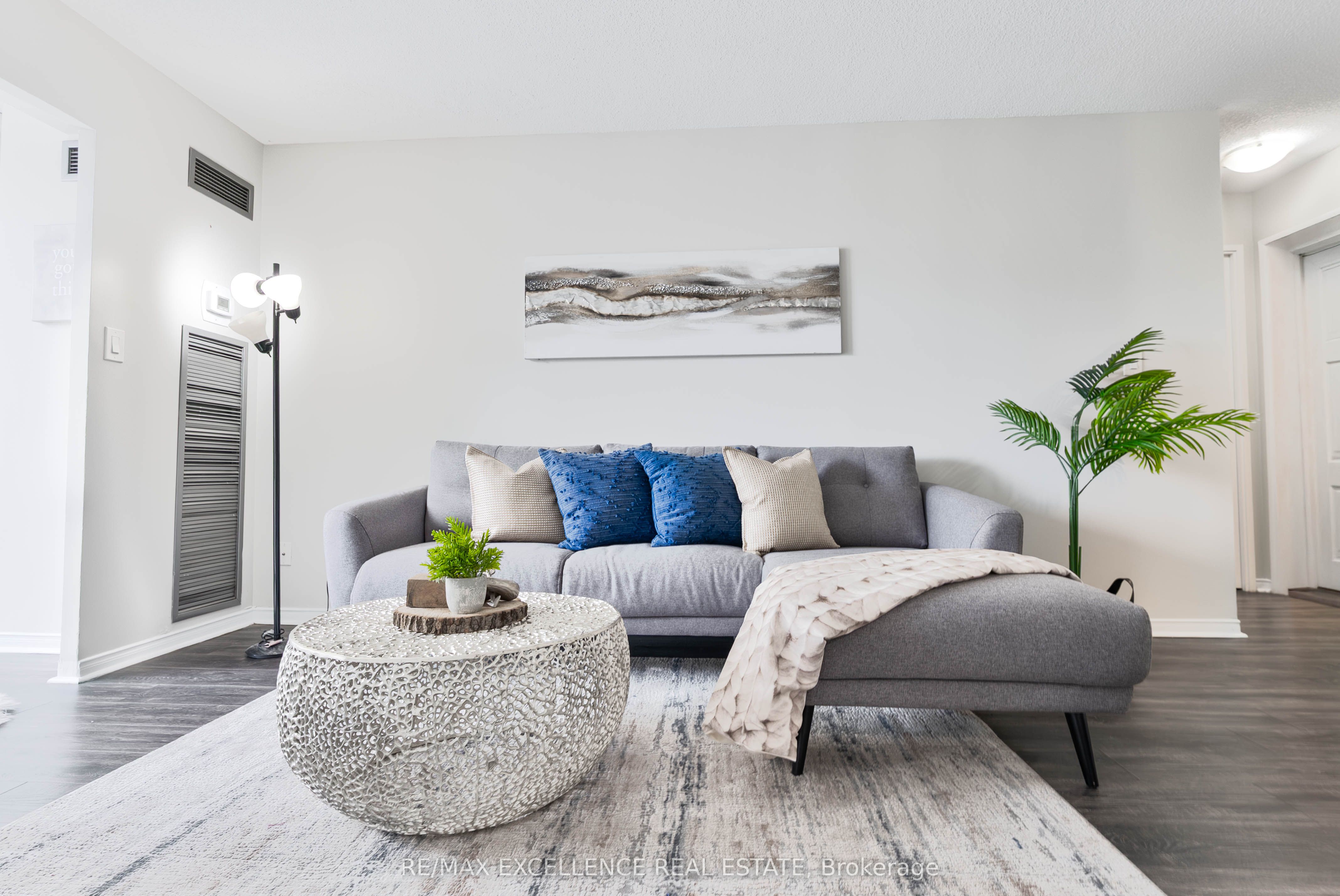 155 Hillcrest Avenue 201