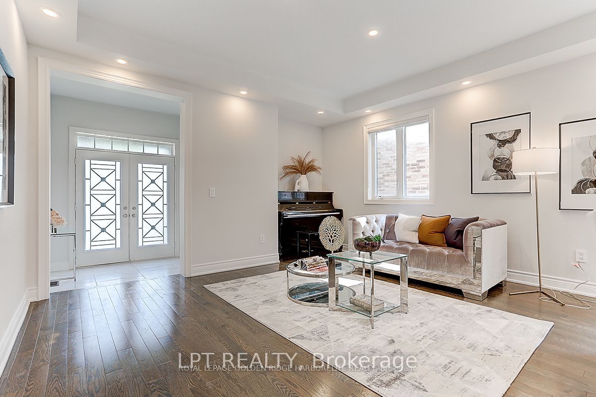12 Baleberry Crescent