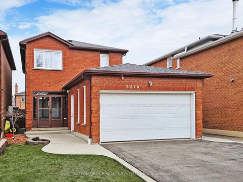 3279 Pilcom Crescent Mississauga ON L5B 3X5