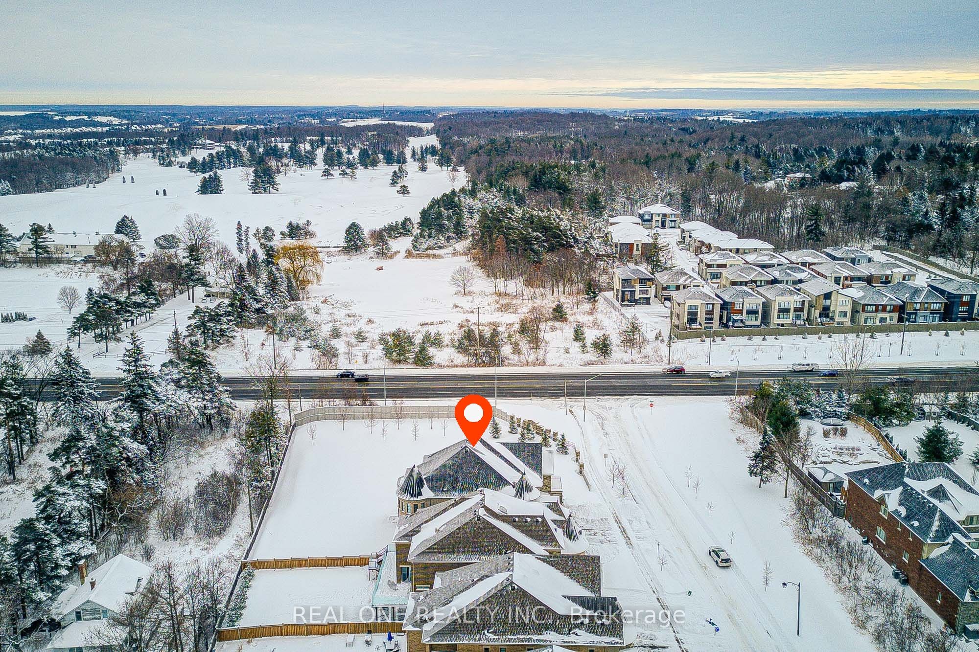 99 Glensteeple Trail N