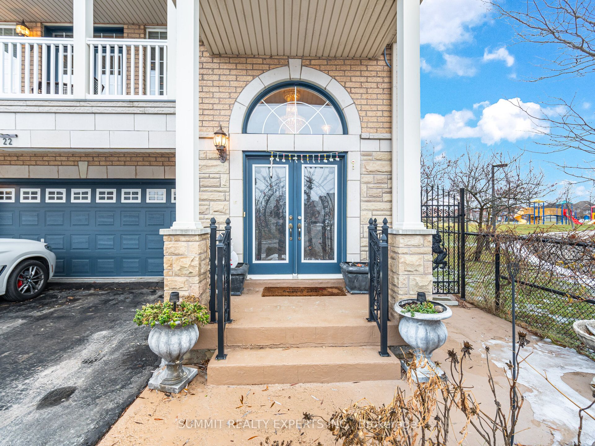 22 Baylawn Circle