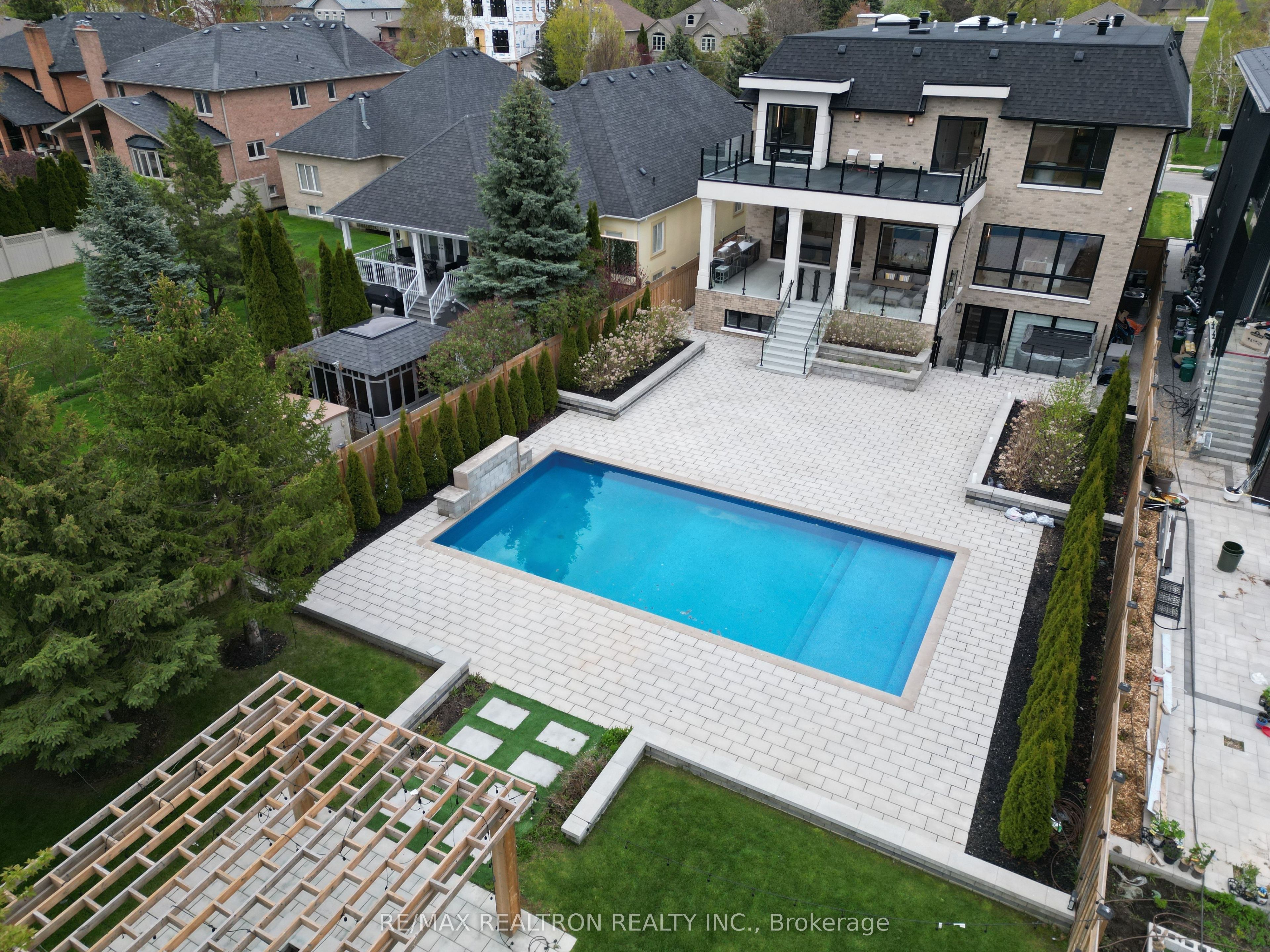 116 OAK Avenue