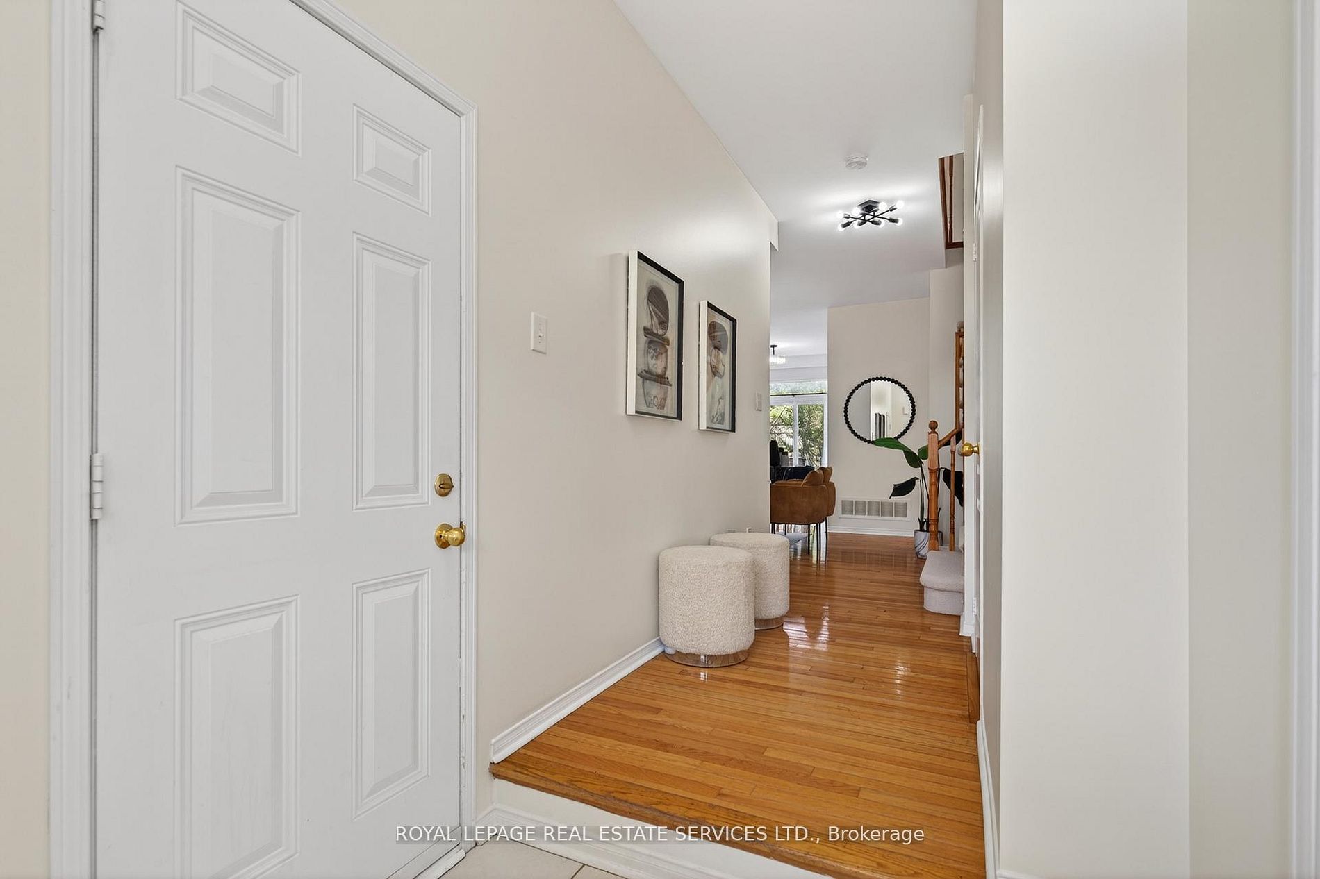 2307 Stone Glen Crescent