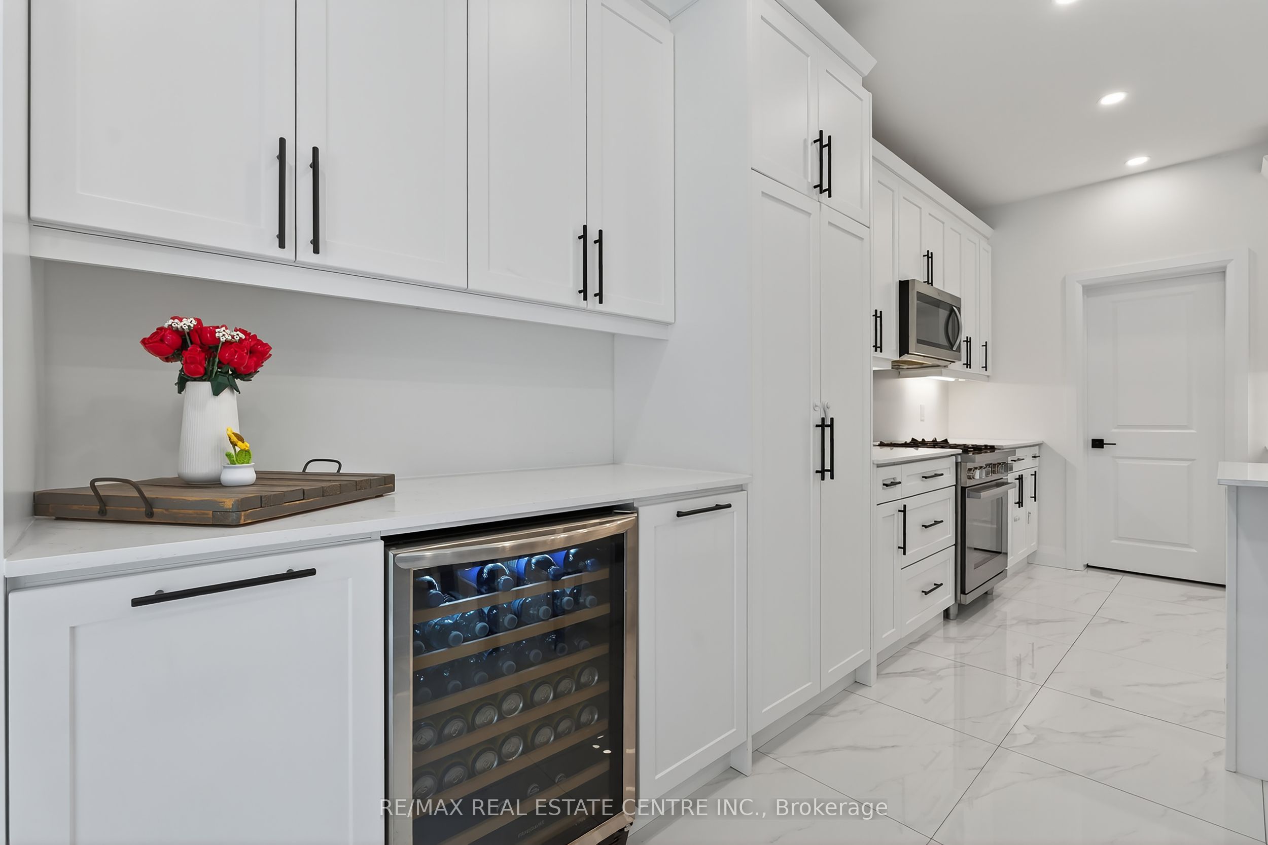 209 Jeffrey Place