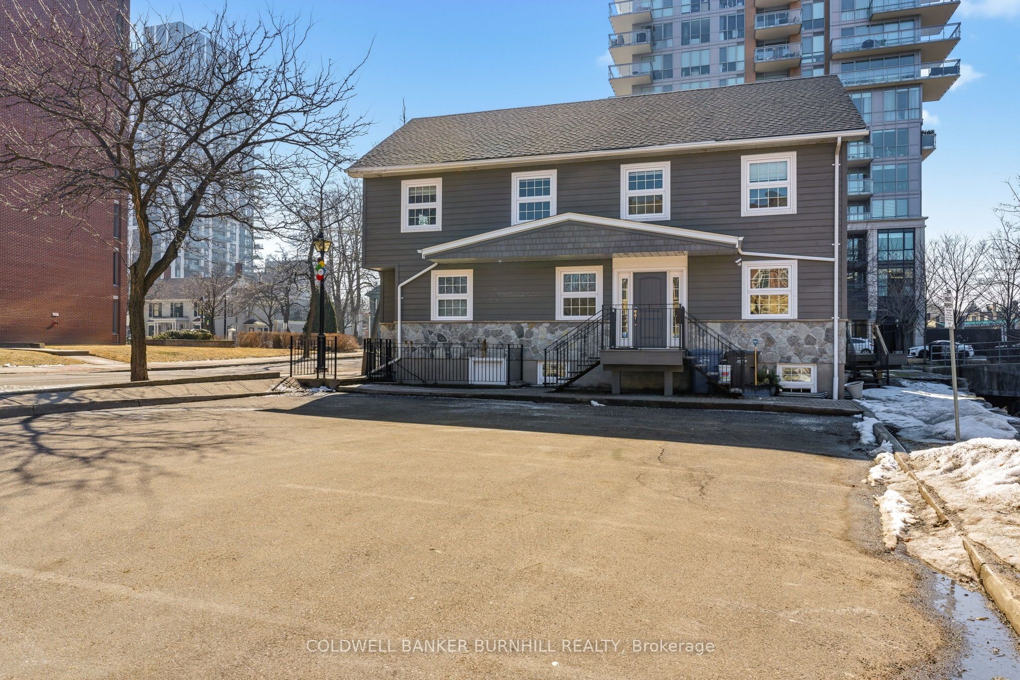 497 Elizabeth Street