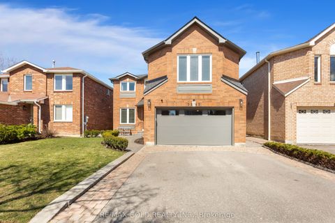 3243 Dovetail Mews Mississauga ON L5L 5G8