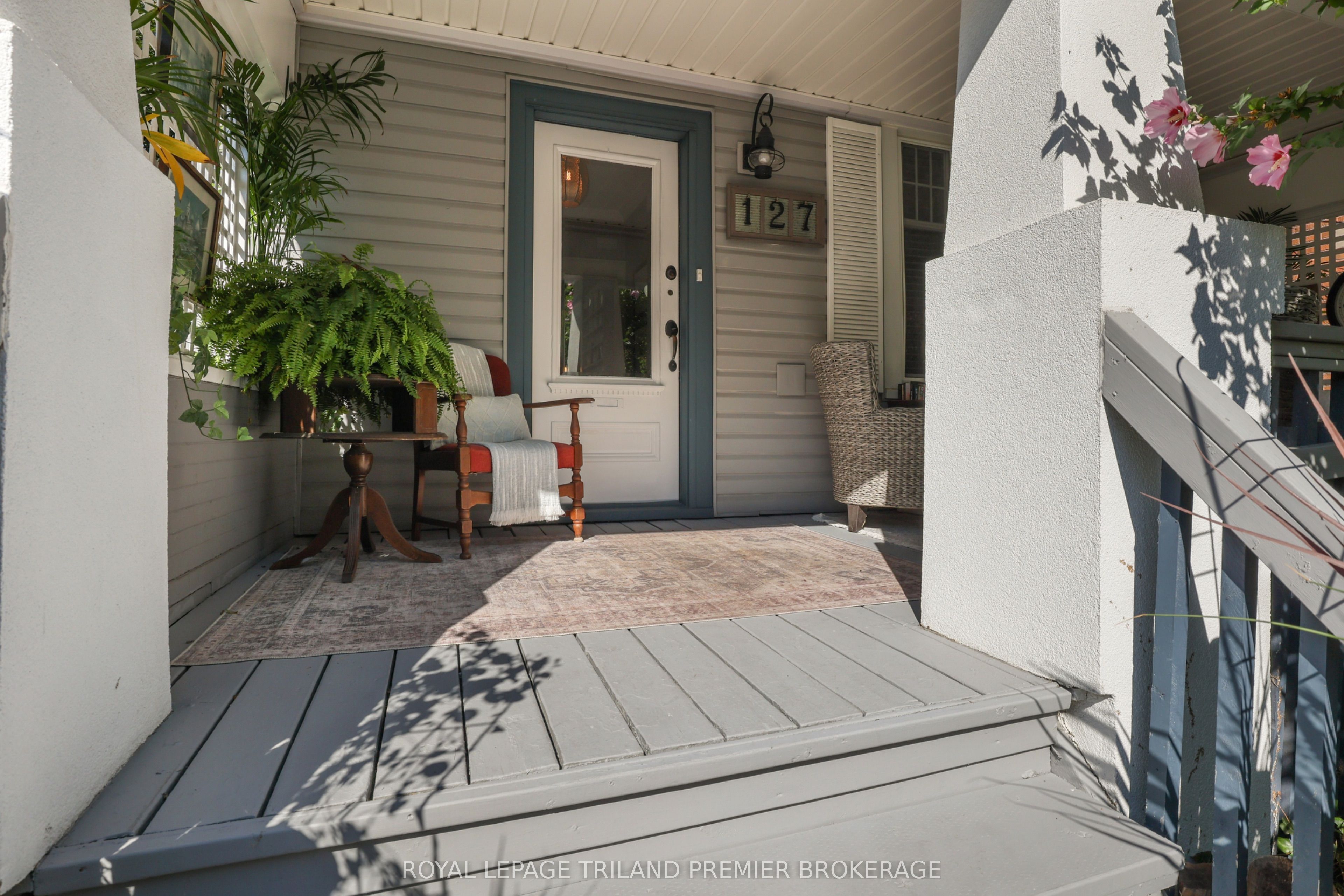 127 Thornton Avenue