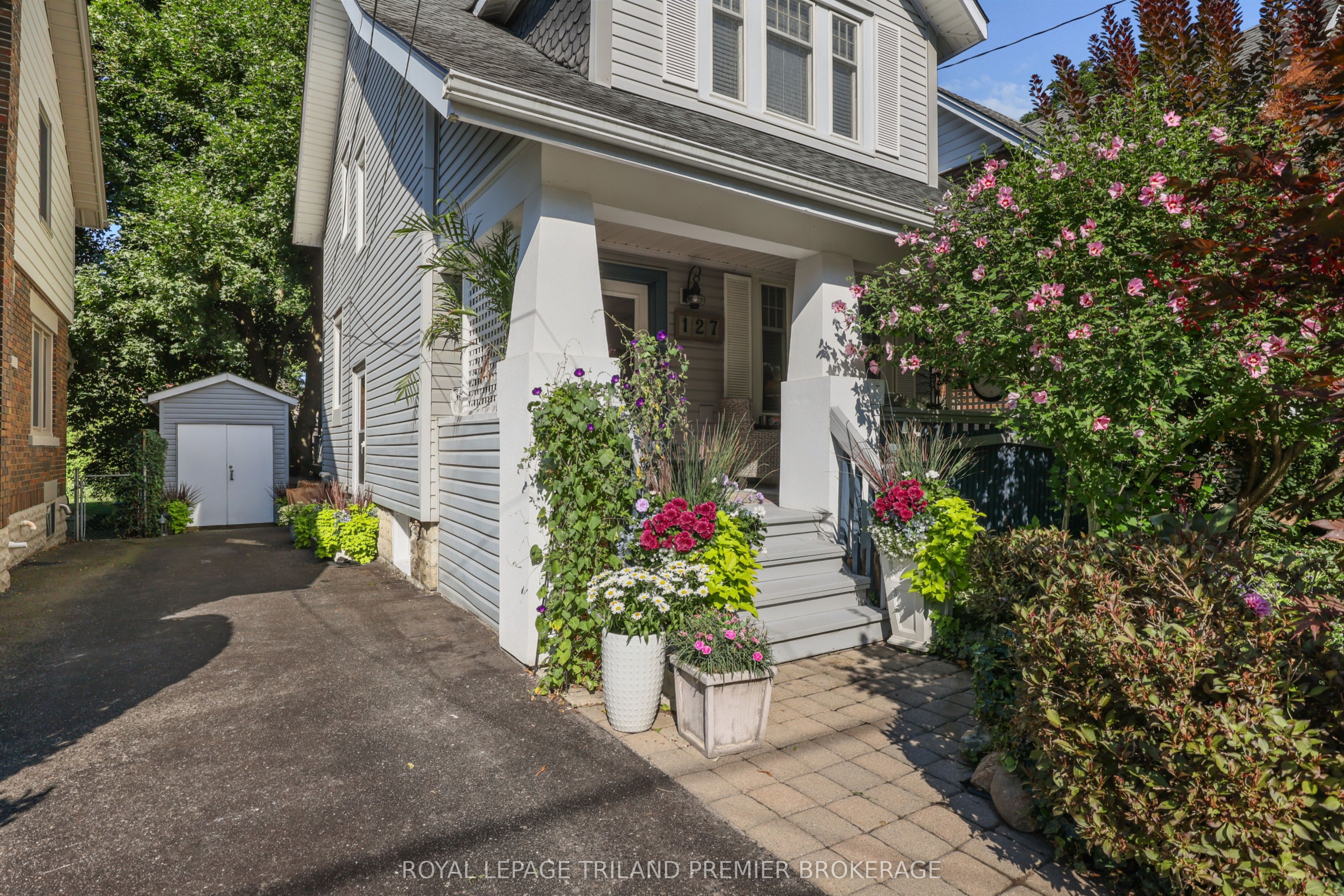 127 Thornton Avenue