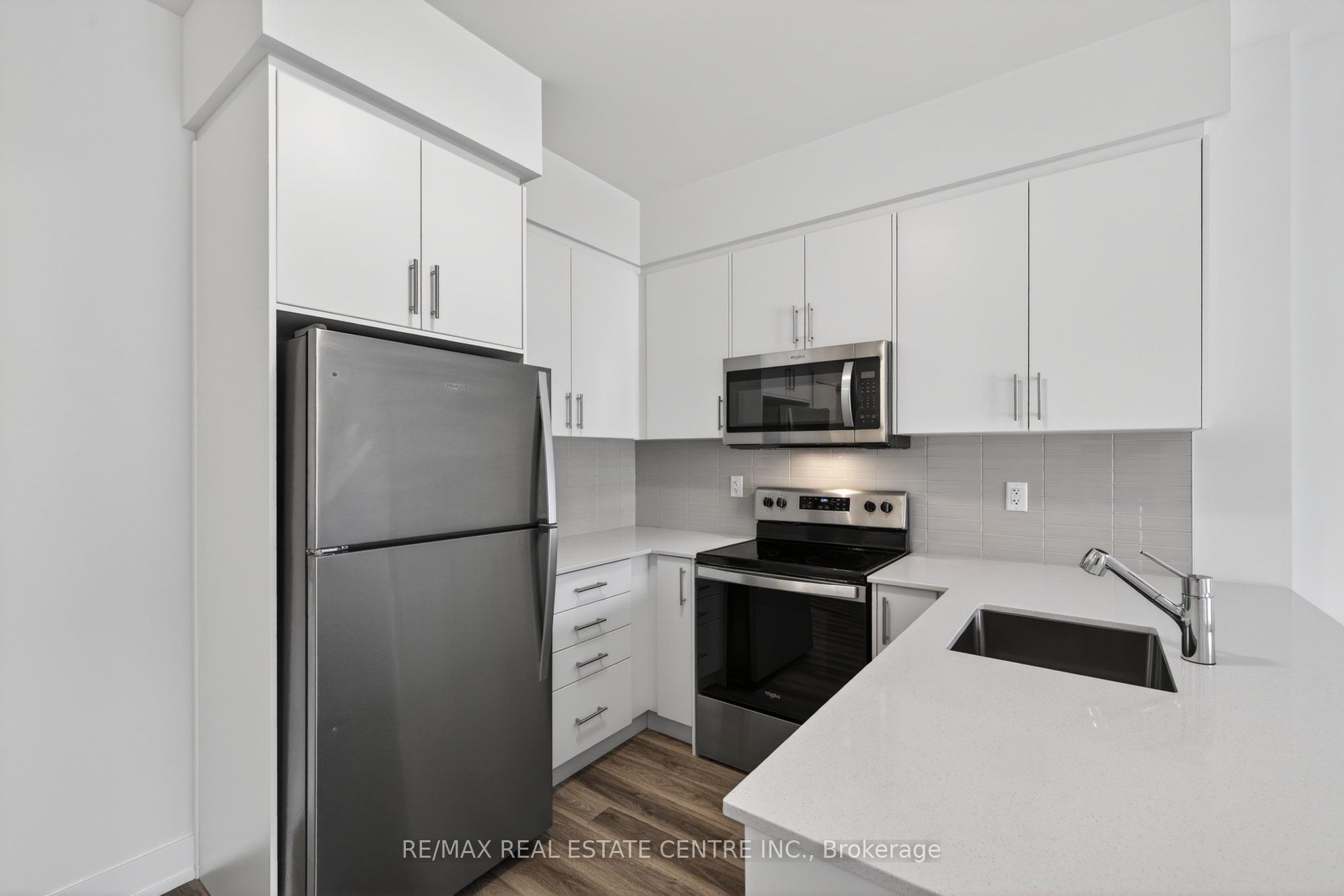 1100 Lackner Place 114