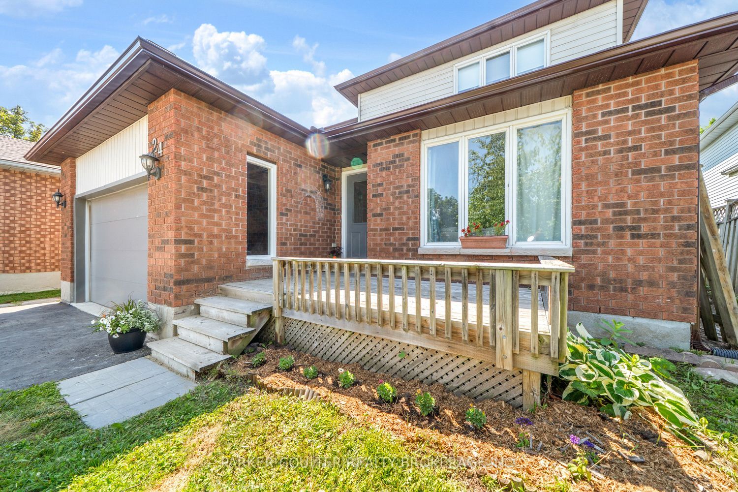 24 Hopkins Road