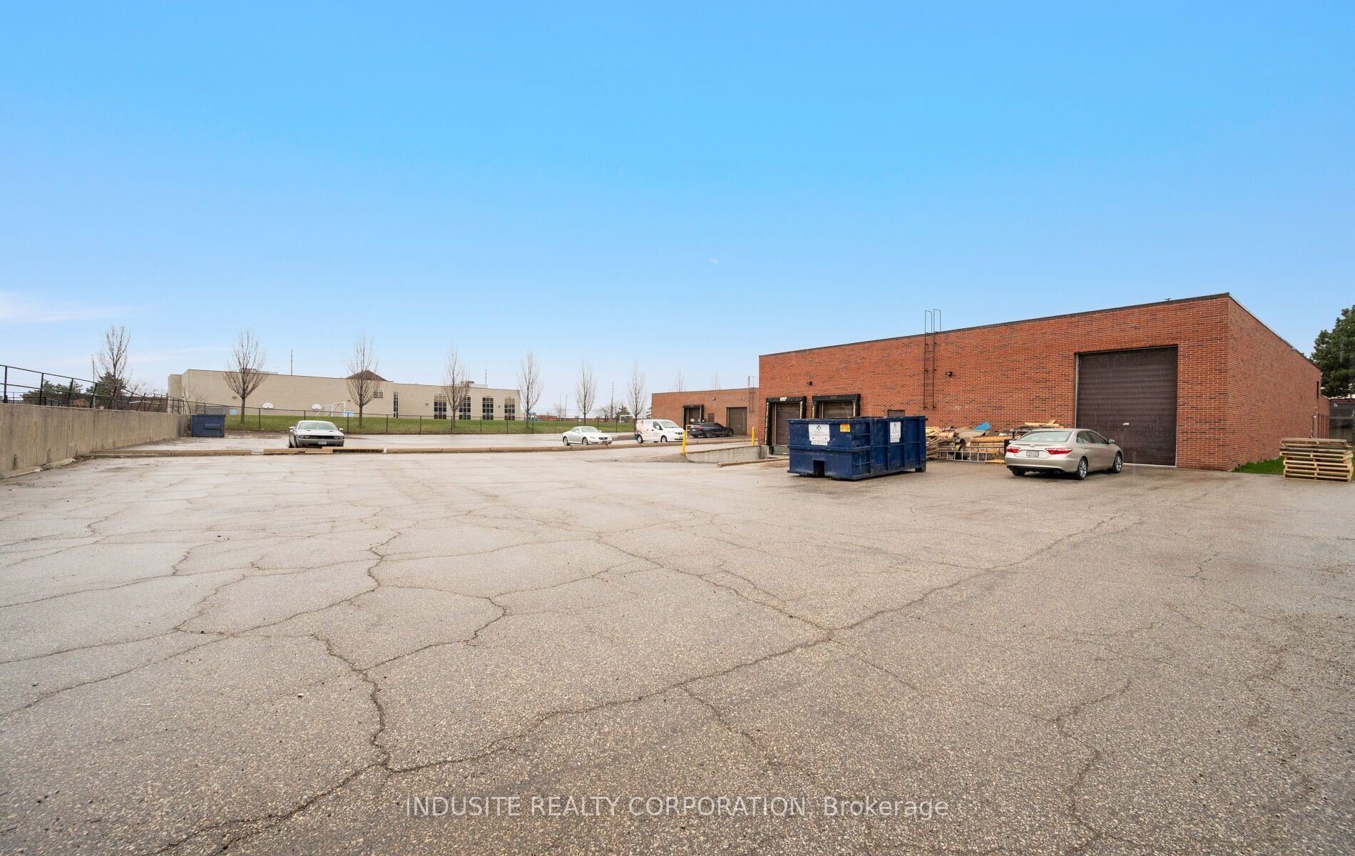 395 Brunel Road