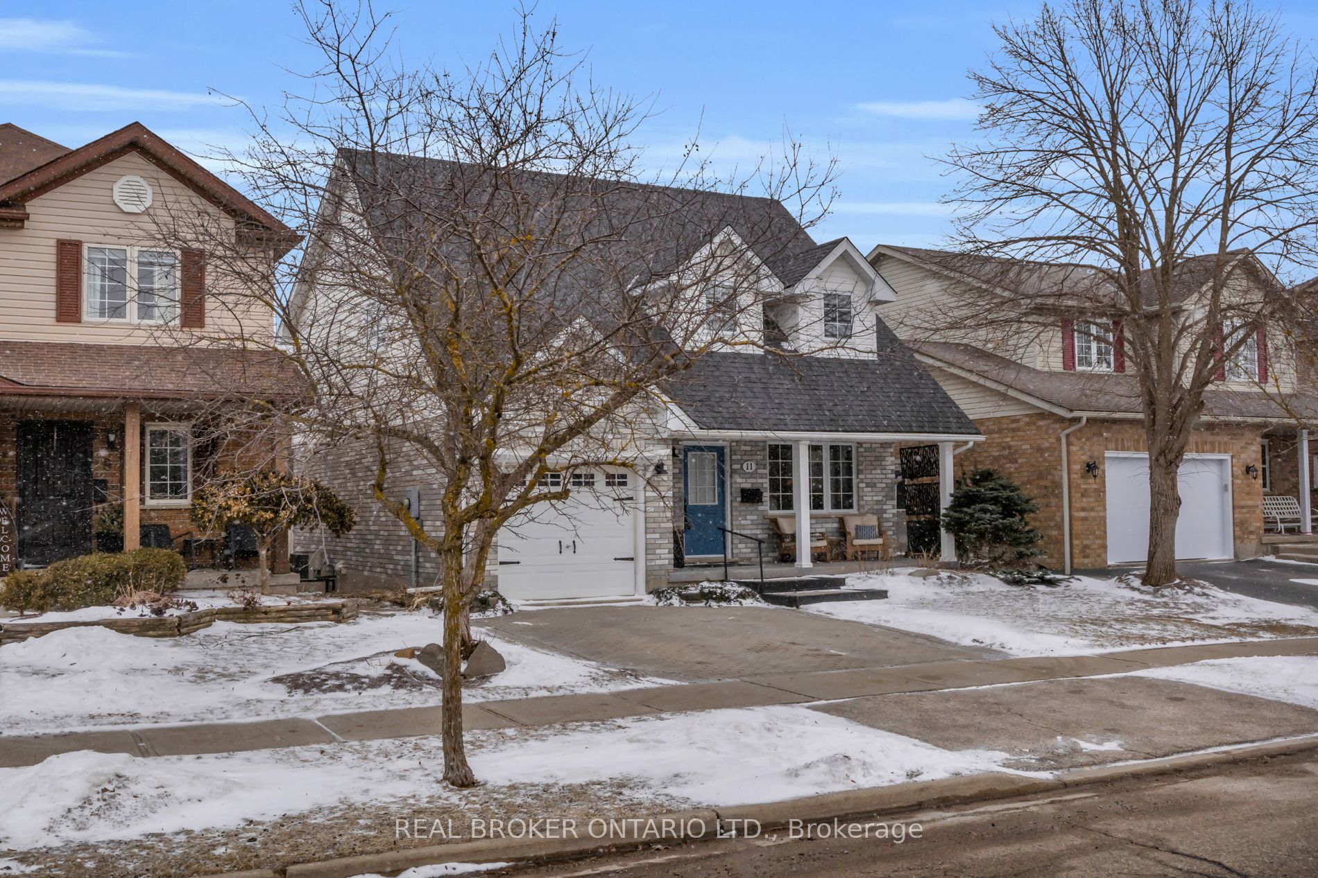 11 Raising Mill Gate