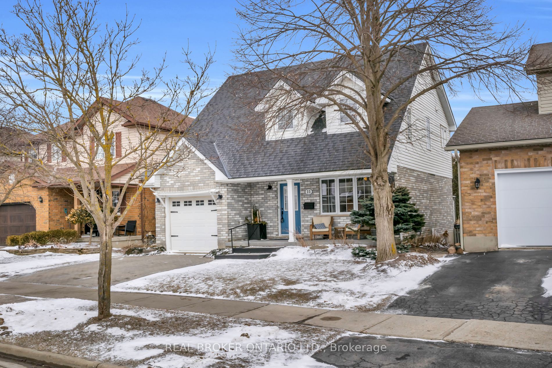 11 Raising Mill Gate