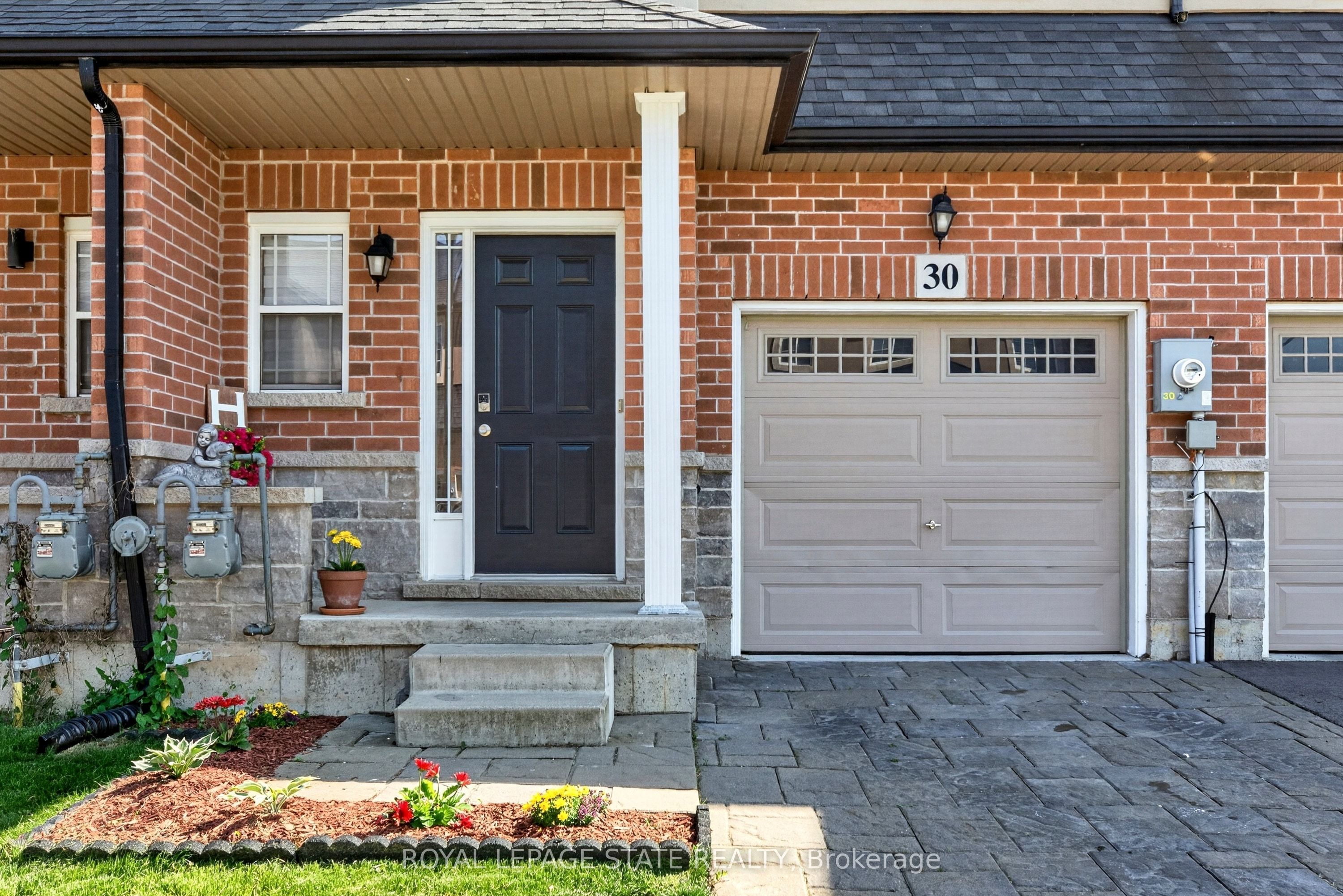 9 Hampton Brook Way