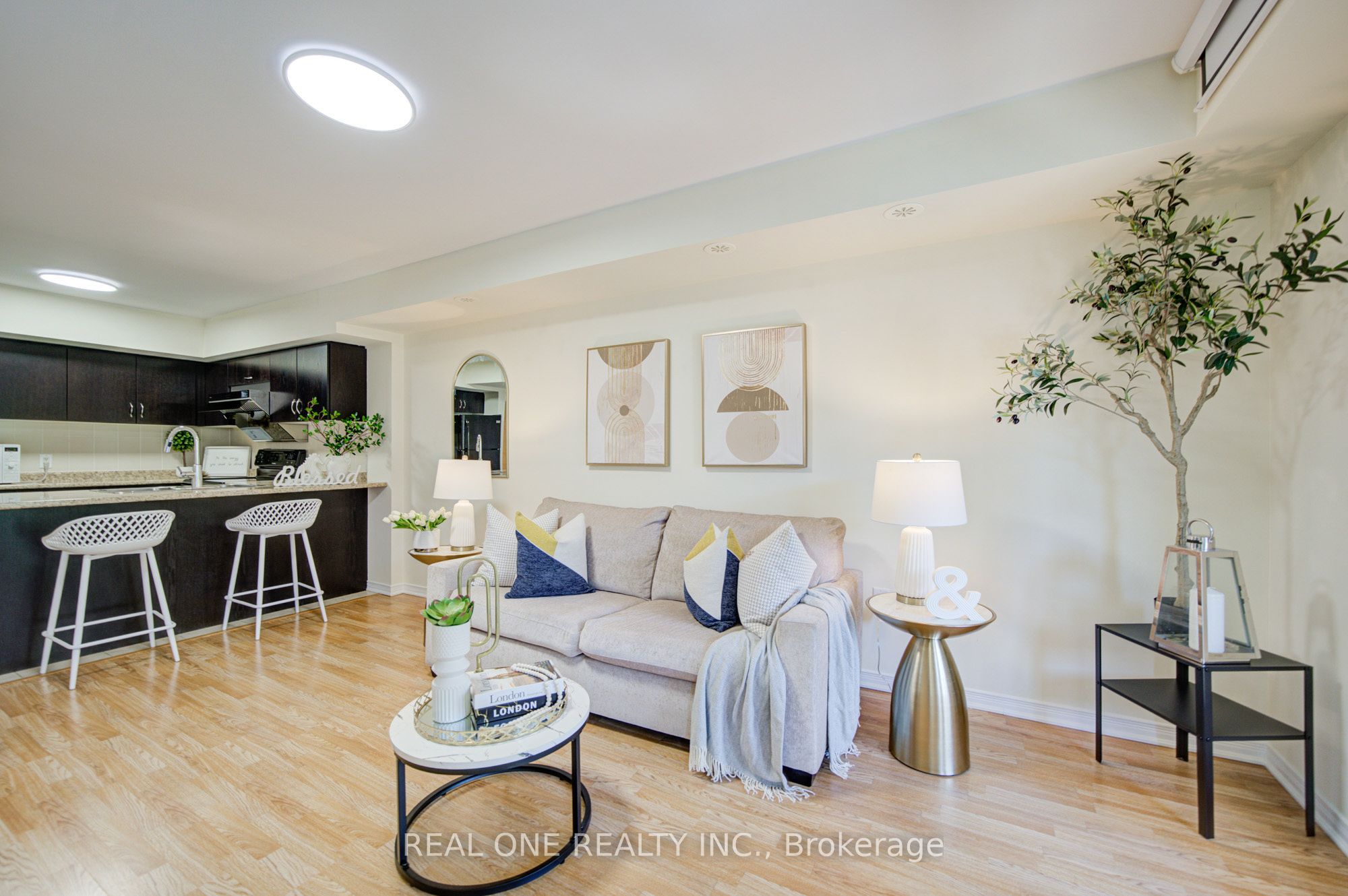 2441 Greenwich Drive 14