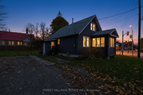 3 Elora Street N Mapleton ON N0B 1A0